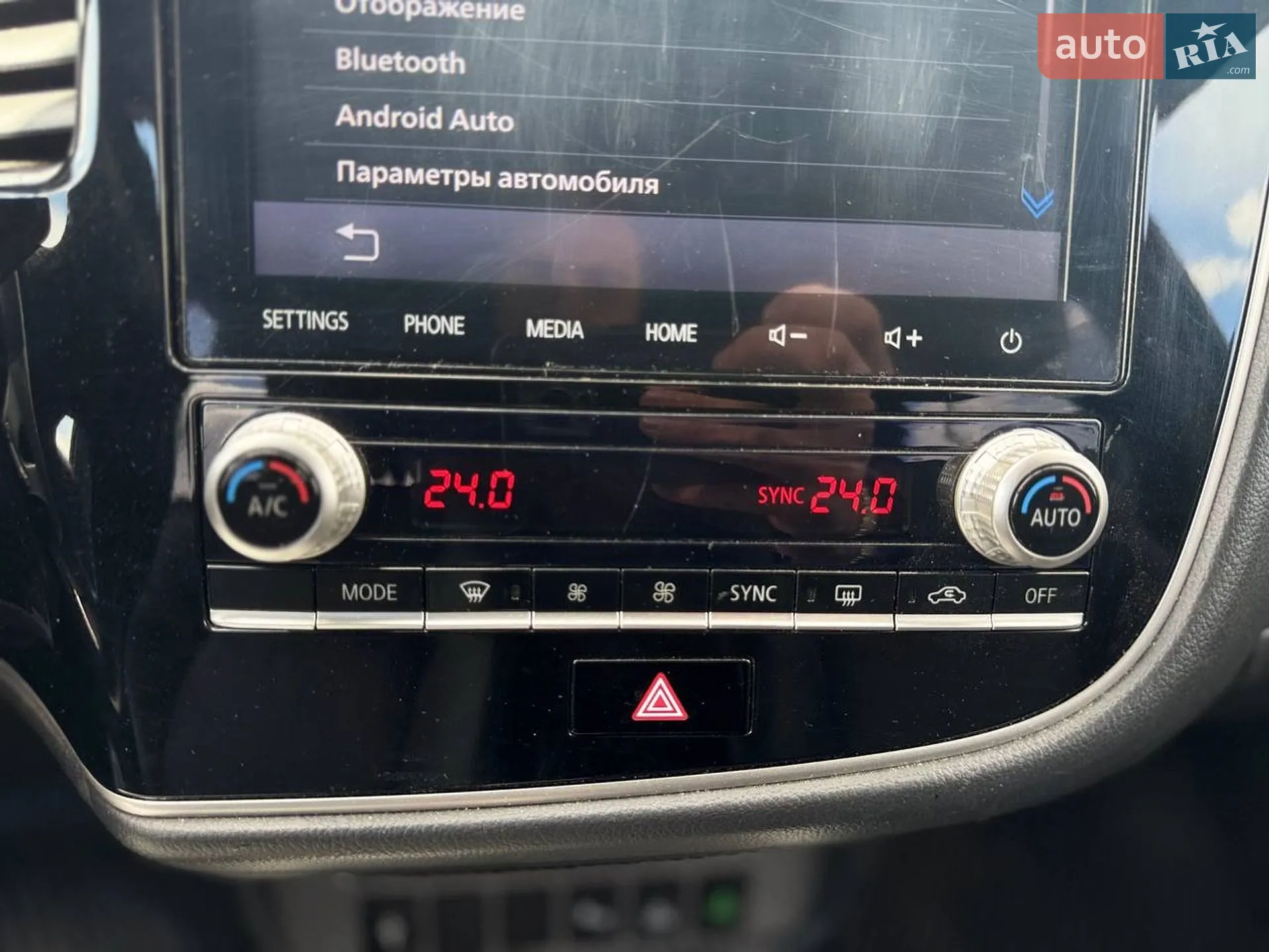 2019 Mitsubishi Outlander - мініатюра 16