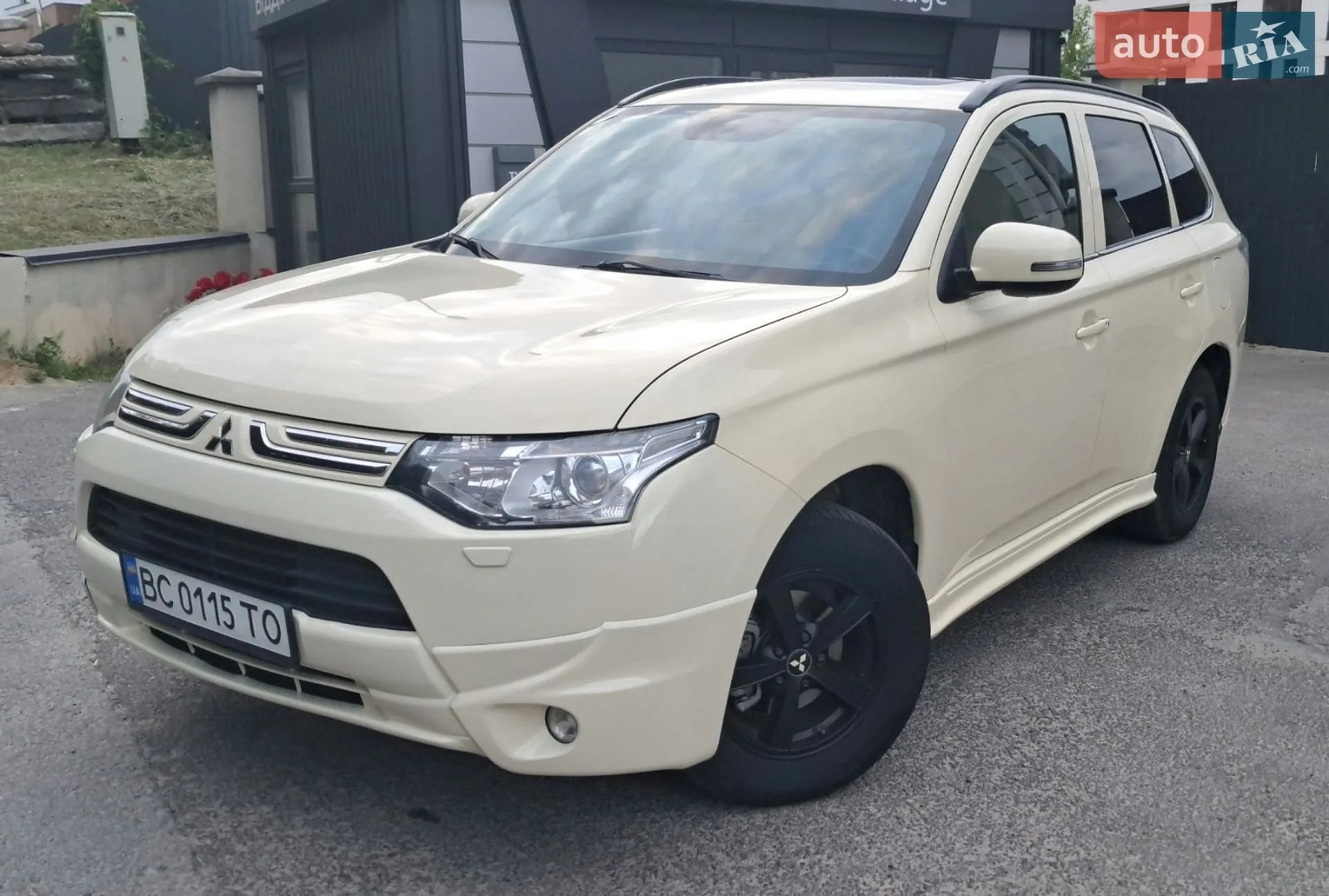 2012 Mitsubishi Outlander - мініатюра 8