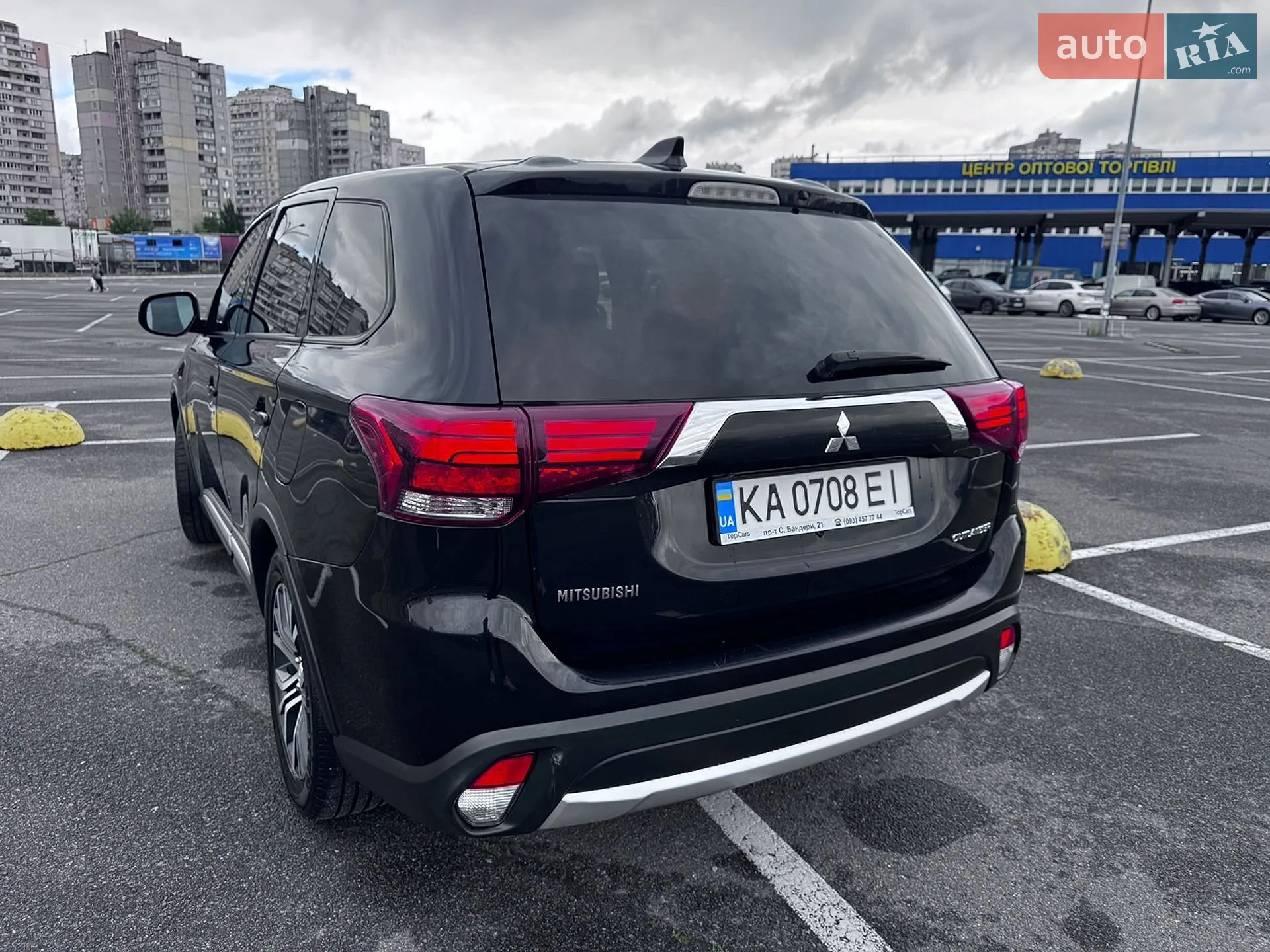 2018 Mitsubishi Outlander - мініатюра 8