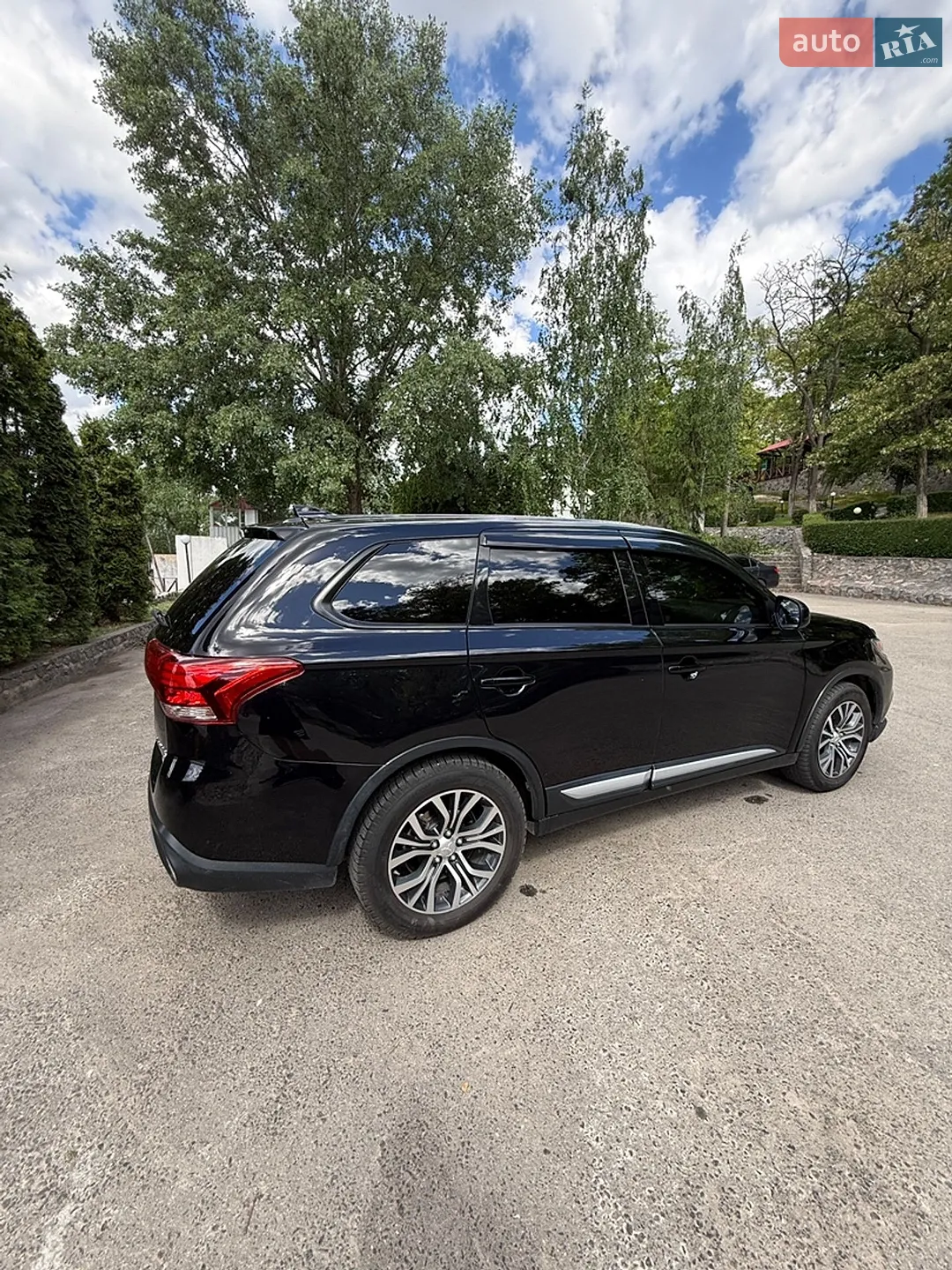 2016 Mitsubishi Outlander - мініатюра 11