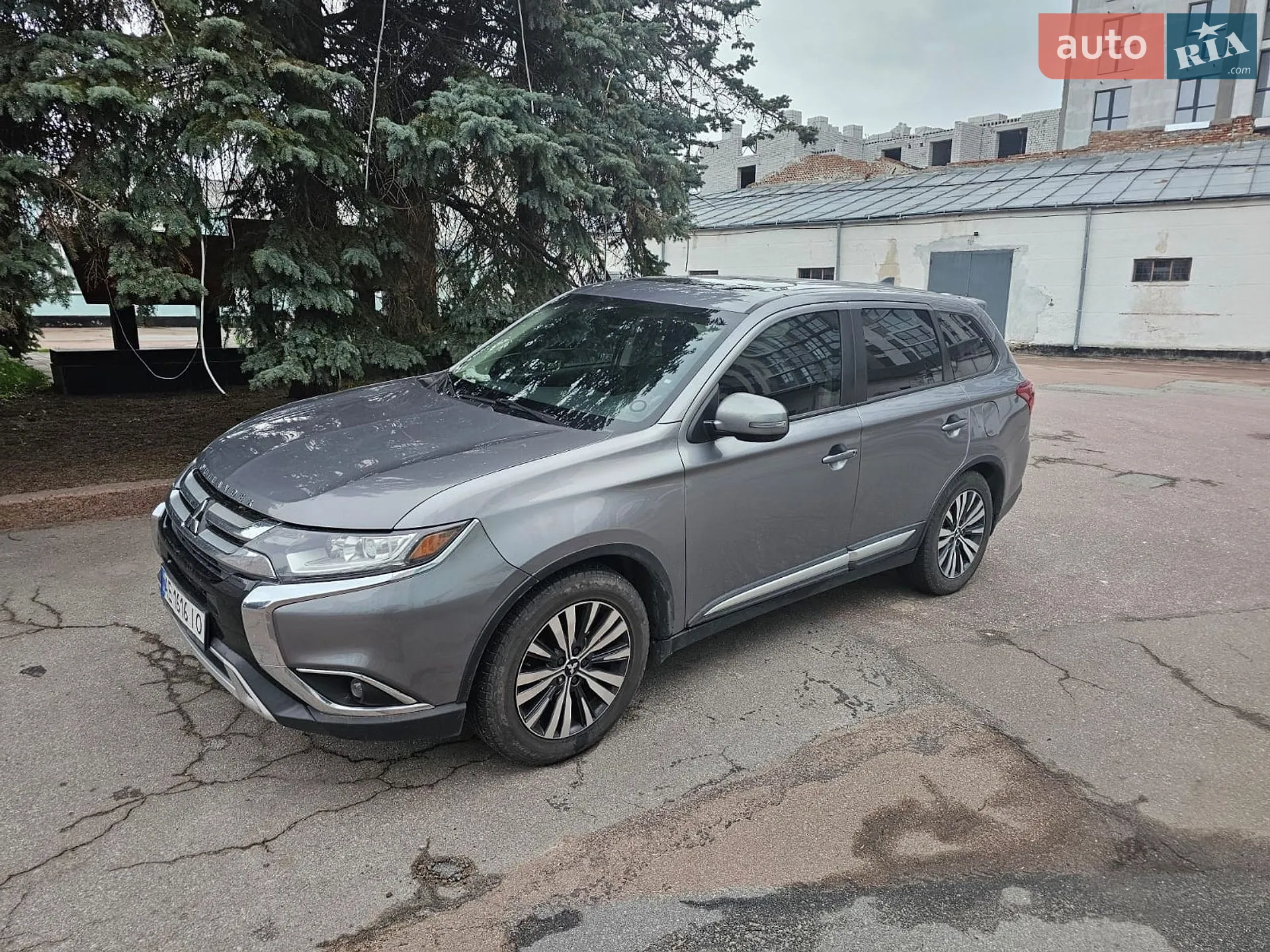 2018 Mitsubishi Outlander - мініатюра 6
