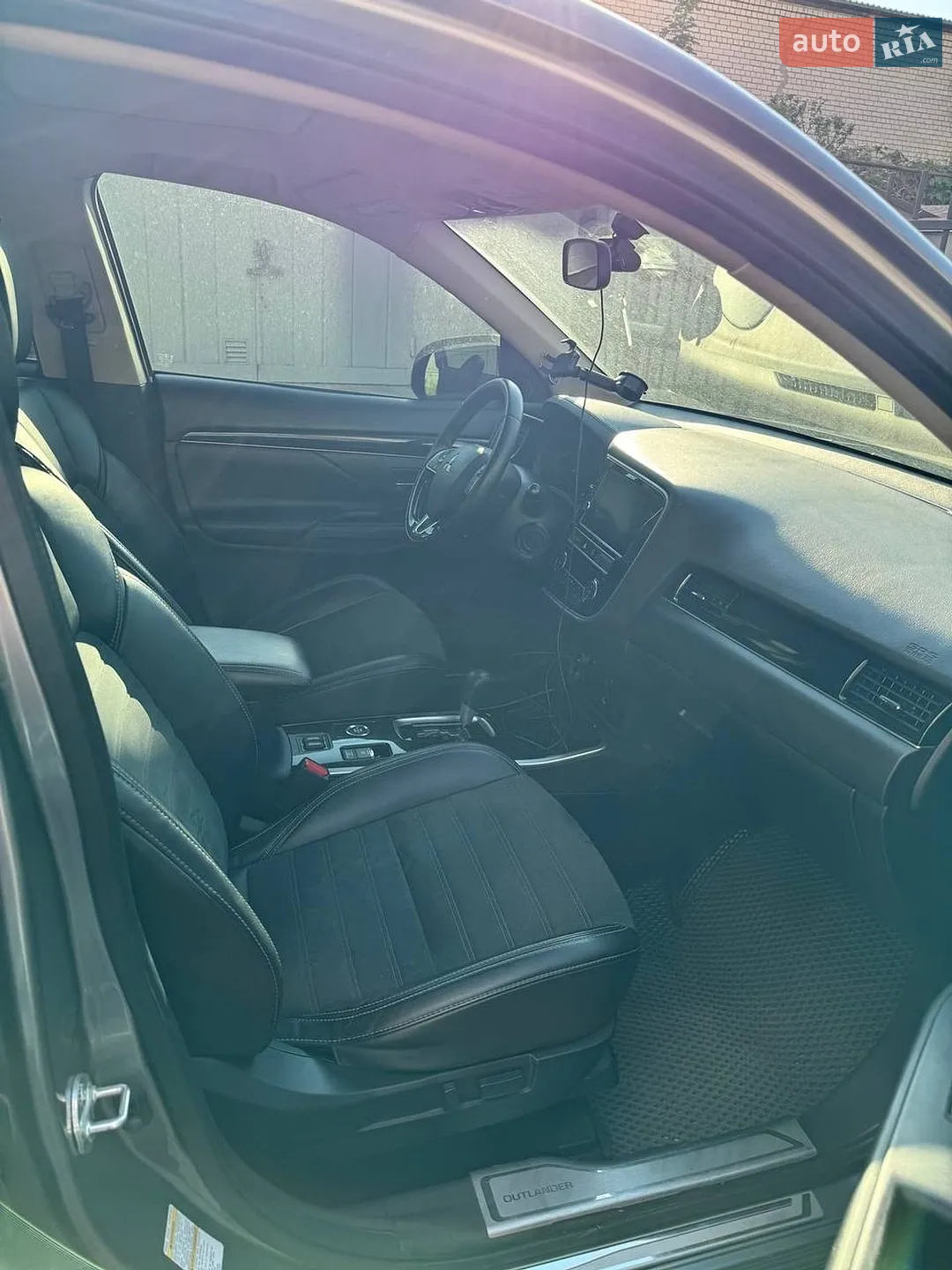 2018 Mitsubishi Outlander - мініатюра 36