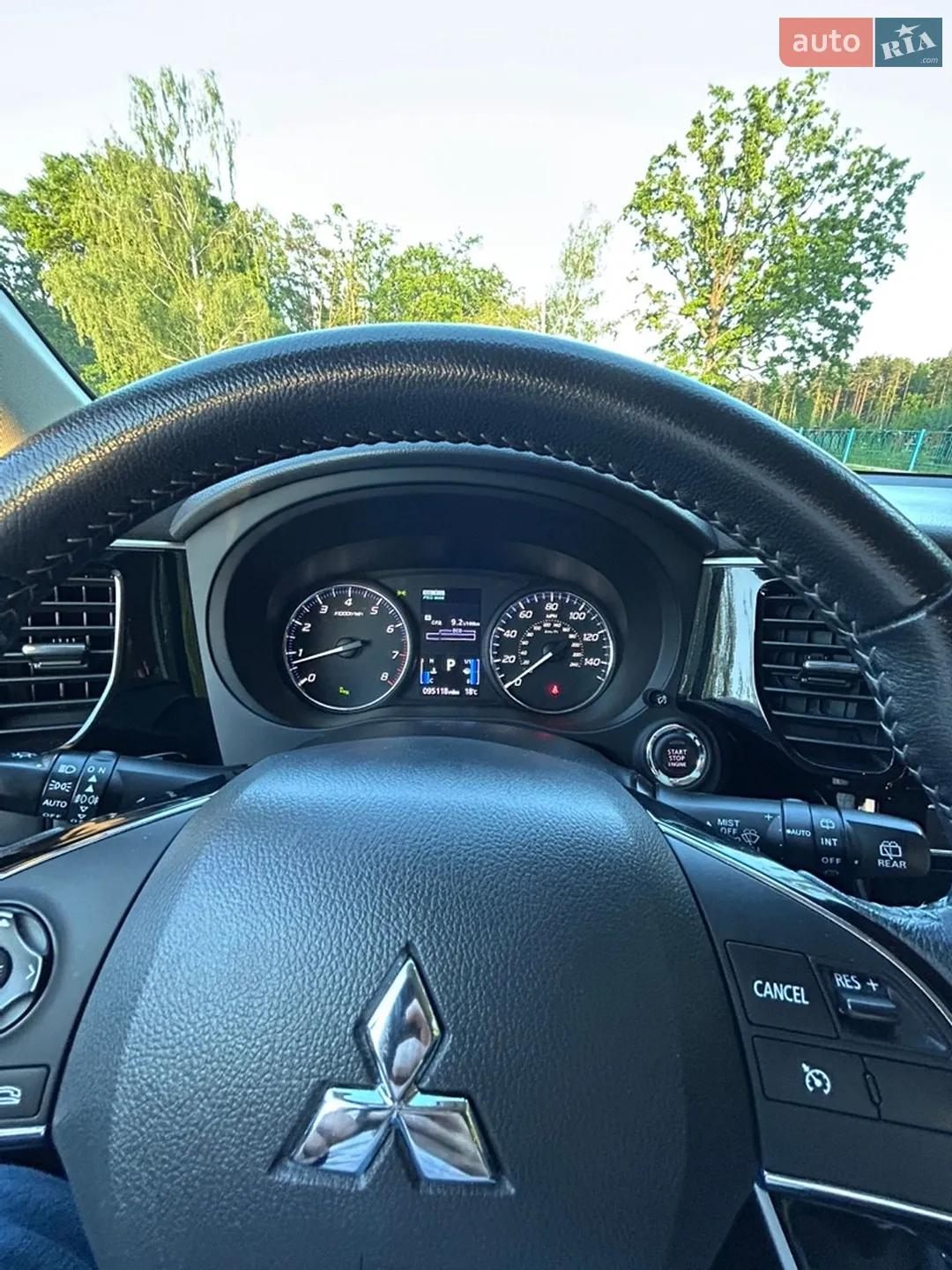 2018 Mitsubishi Outlander - мініатюра 23