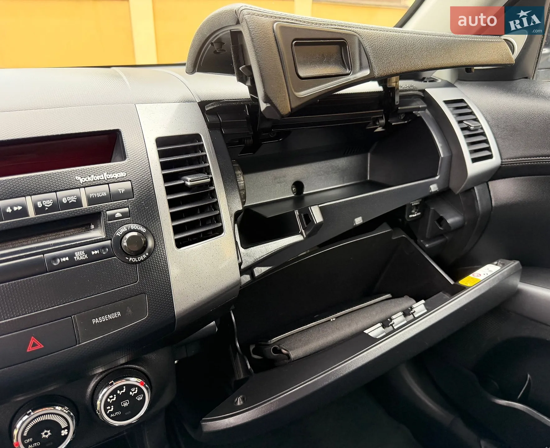 2011 Mitsubishi Outlander - мініатюра 73