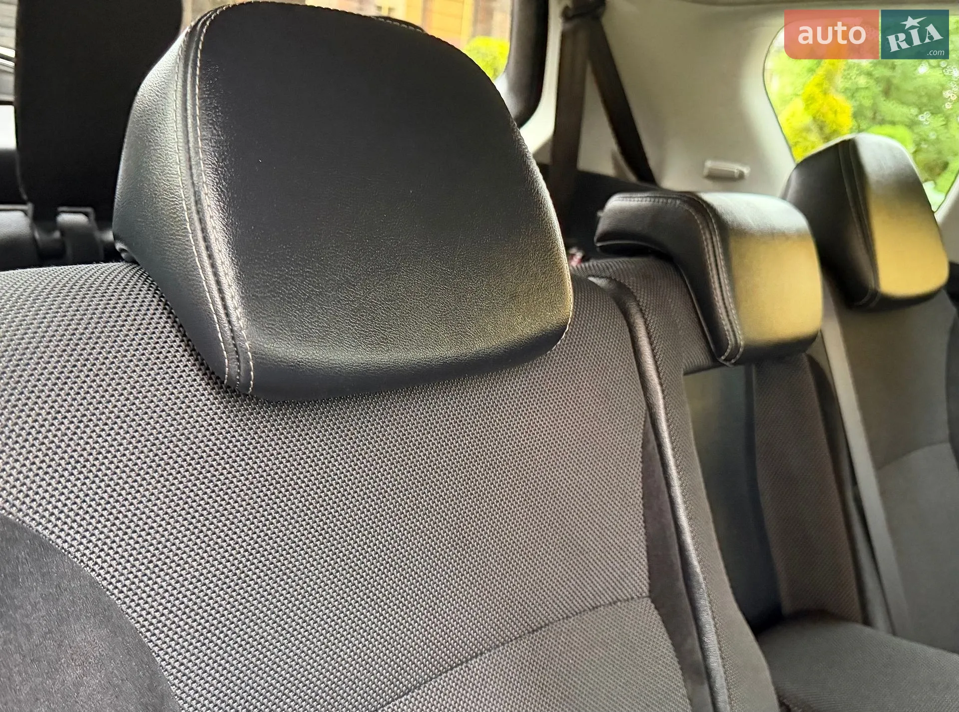 2011 Mitsubishi Outlander - мініатюра 92