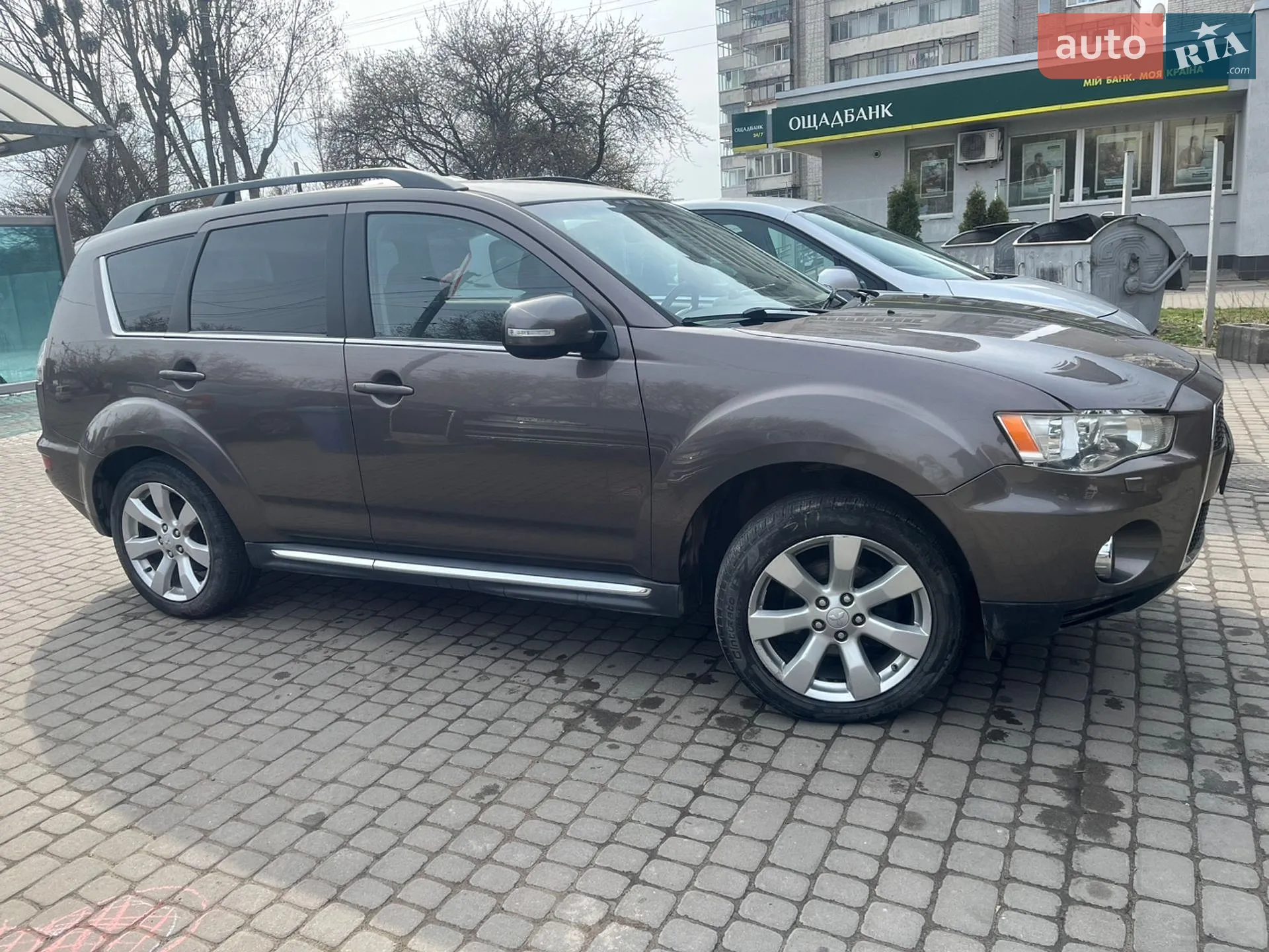 2011 Mitsubishi Outlander - фото 1