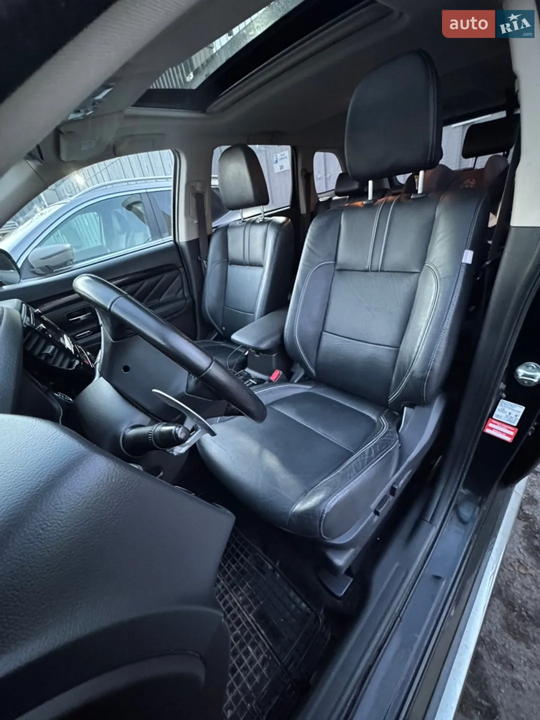 2016 Mitsubishi Outlander - мініатюра 4