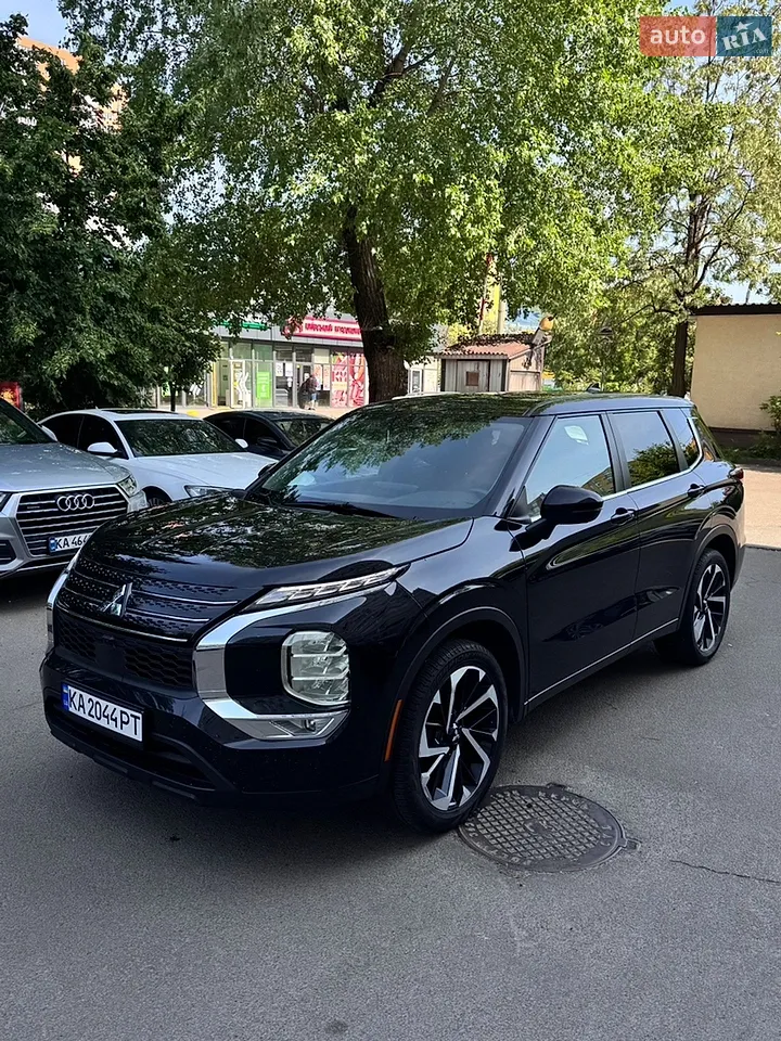 2021 Mitsubishi Outlander - мініатюра 32