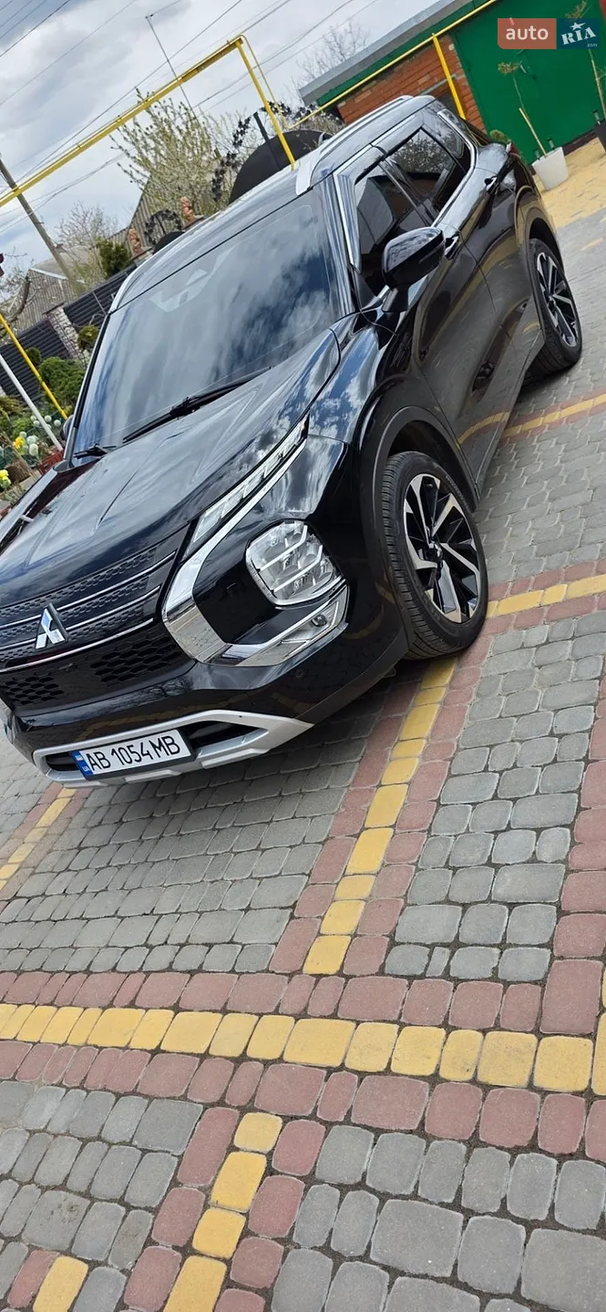 2021 Mitsubishi Outlander - мініатюра 6