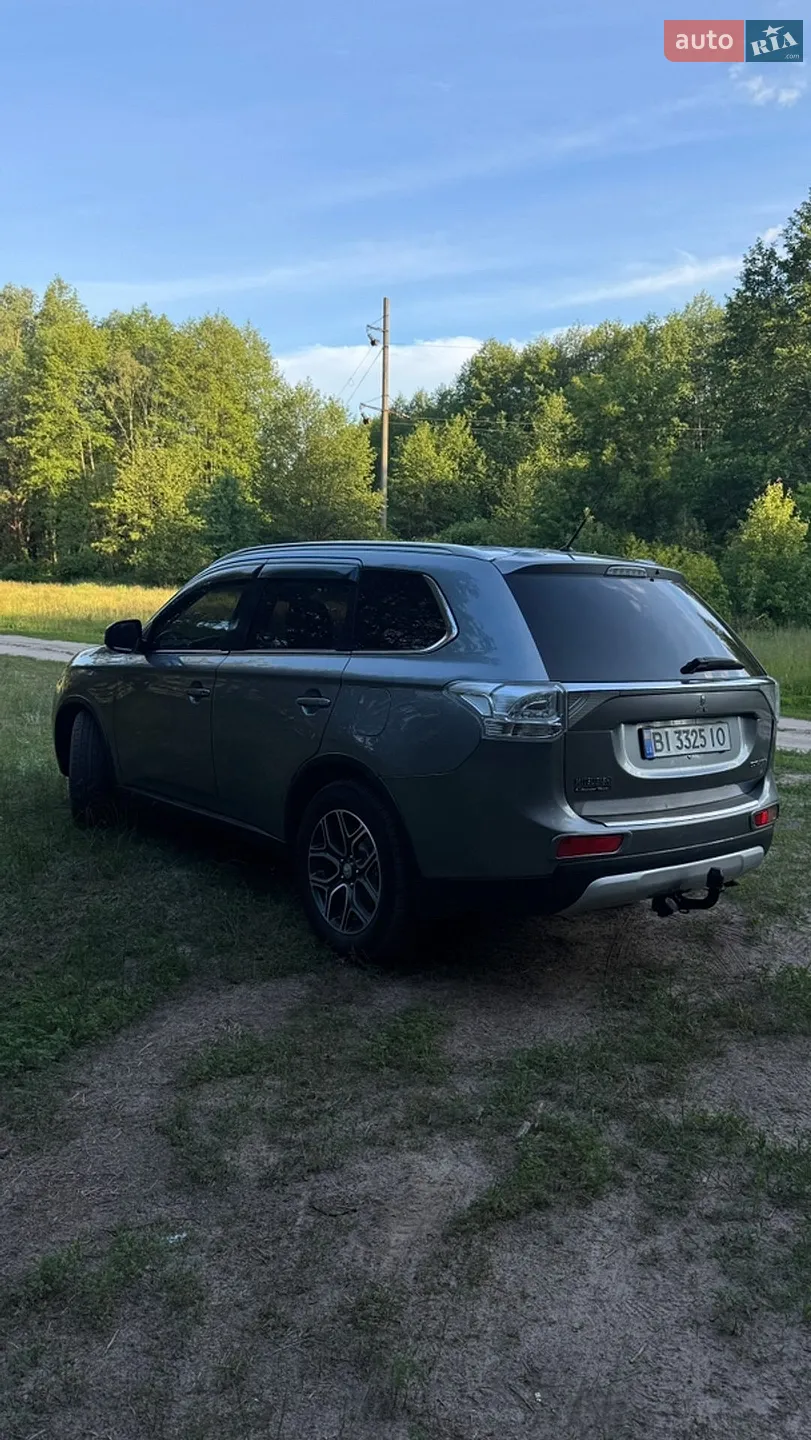 2014 Mitsubishi Outlander - мініатюра 6