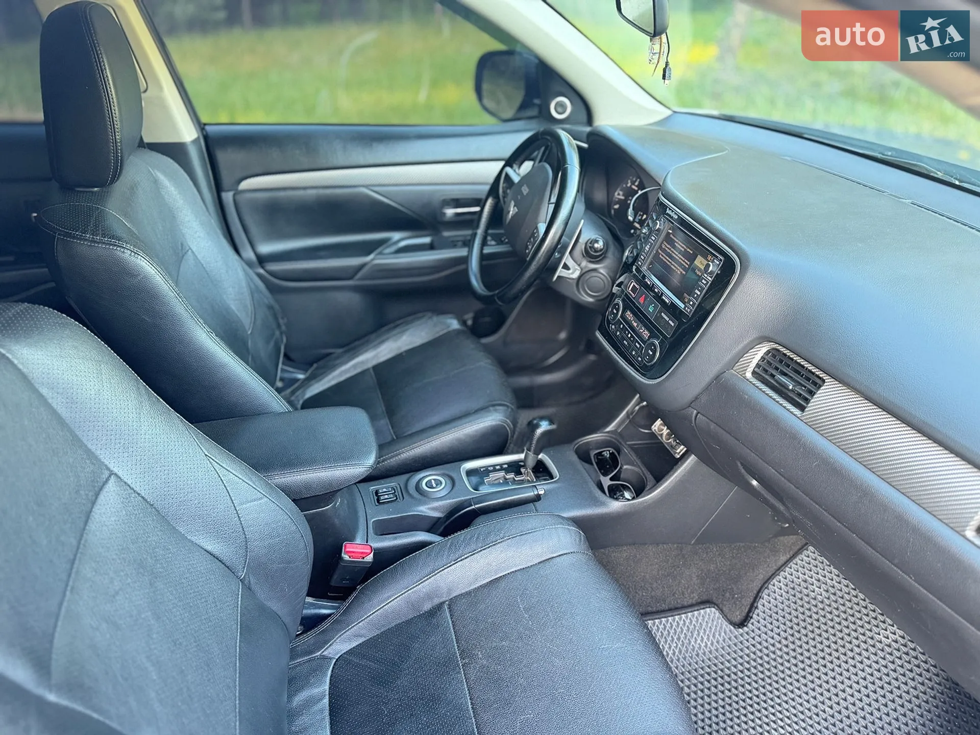2014 Mitsubishi Outlander - мініатюра 13