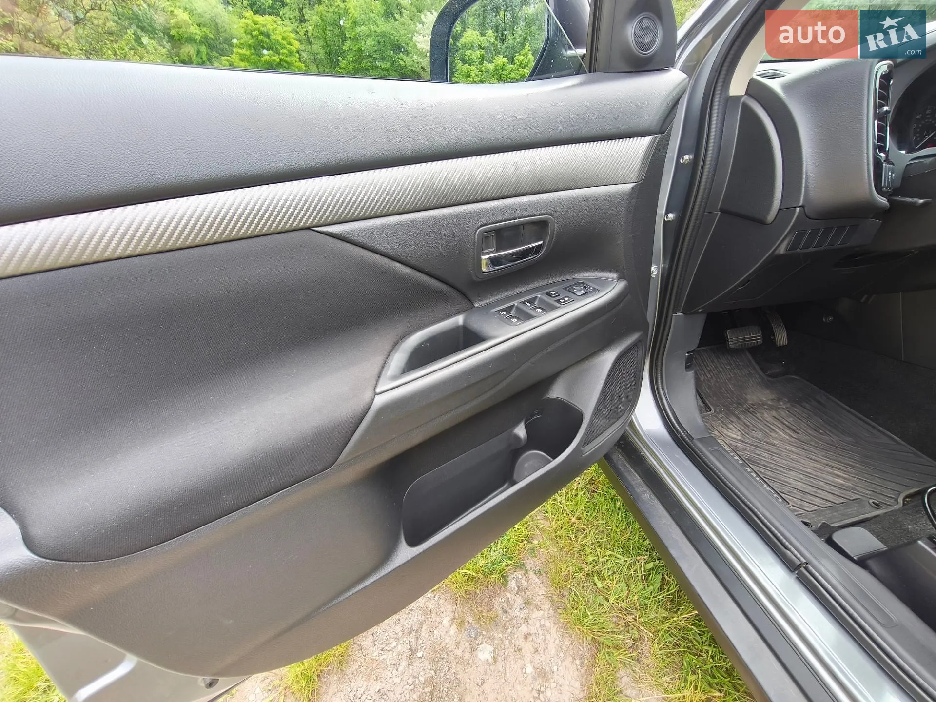 2015 Mitsubishi Outlander - мініатюра 11