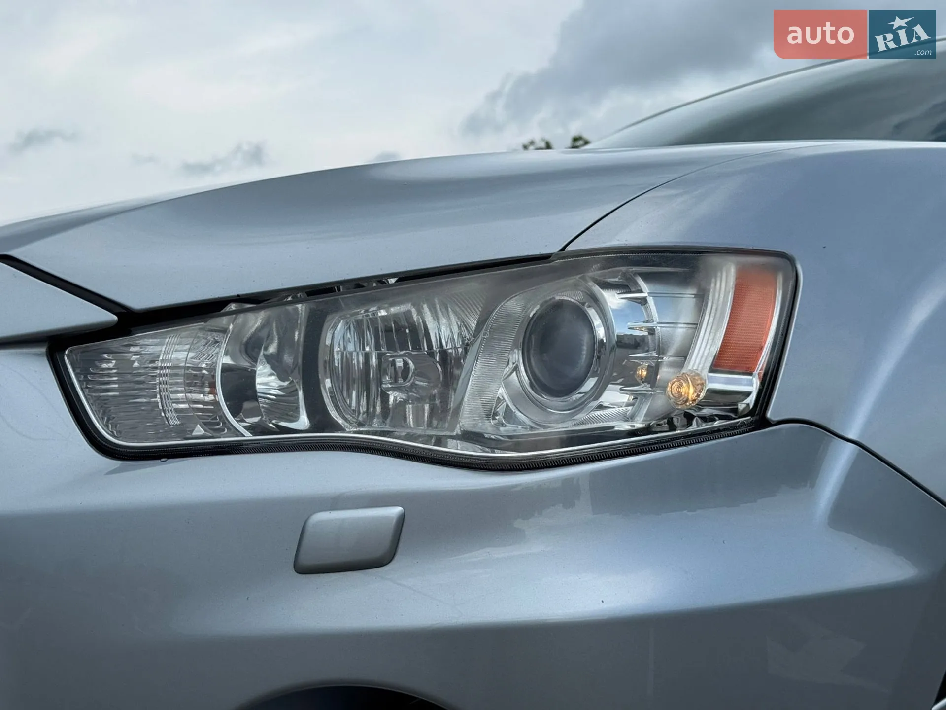 2012 Mitsubishi Outlander - мініатюра 11