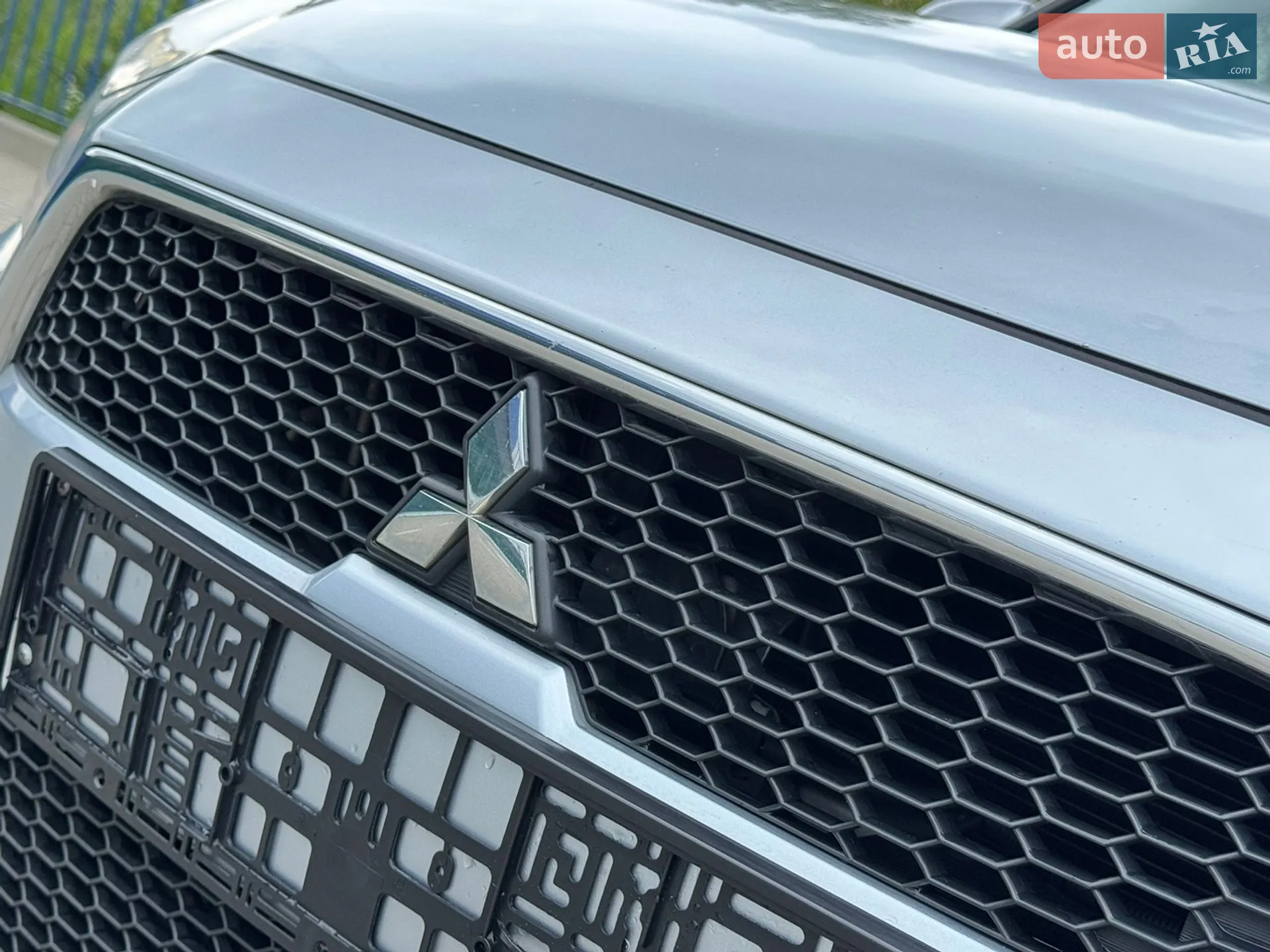 2012 Mitsubishi Outlander - мініатюра 16