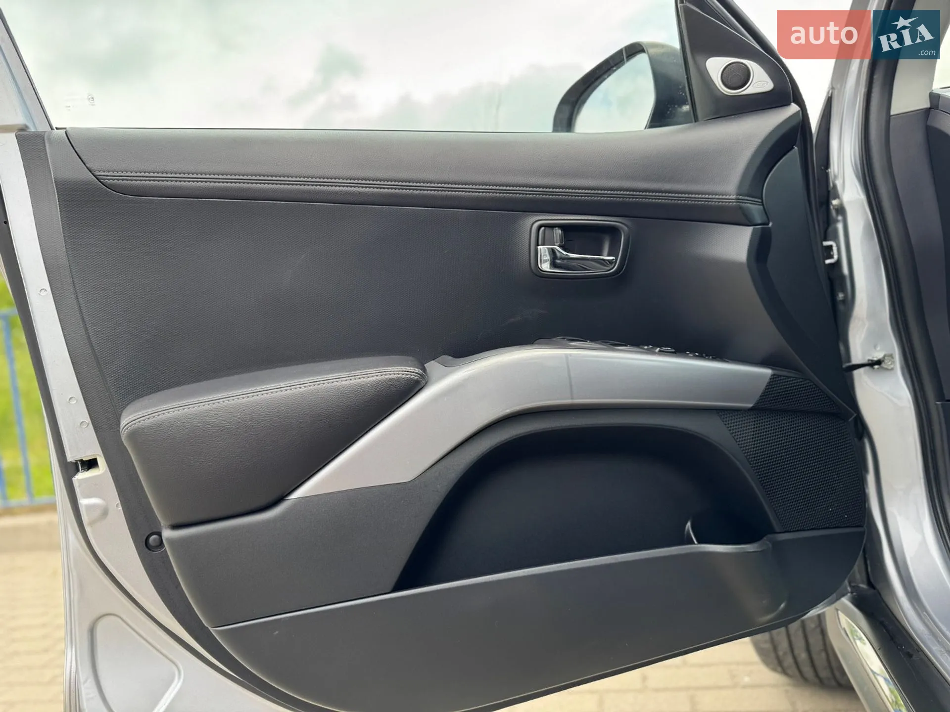 2012 Mitsubishi Outlander - мініатюра 32