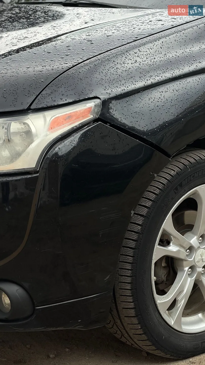 2013 Mitsubishi Outlander - мініатюра 19
