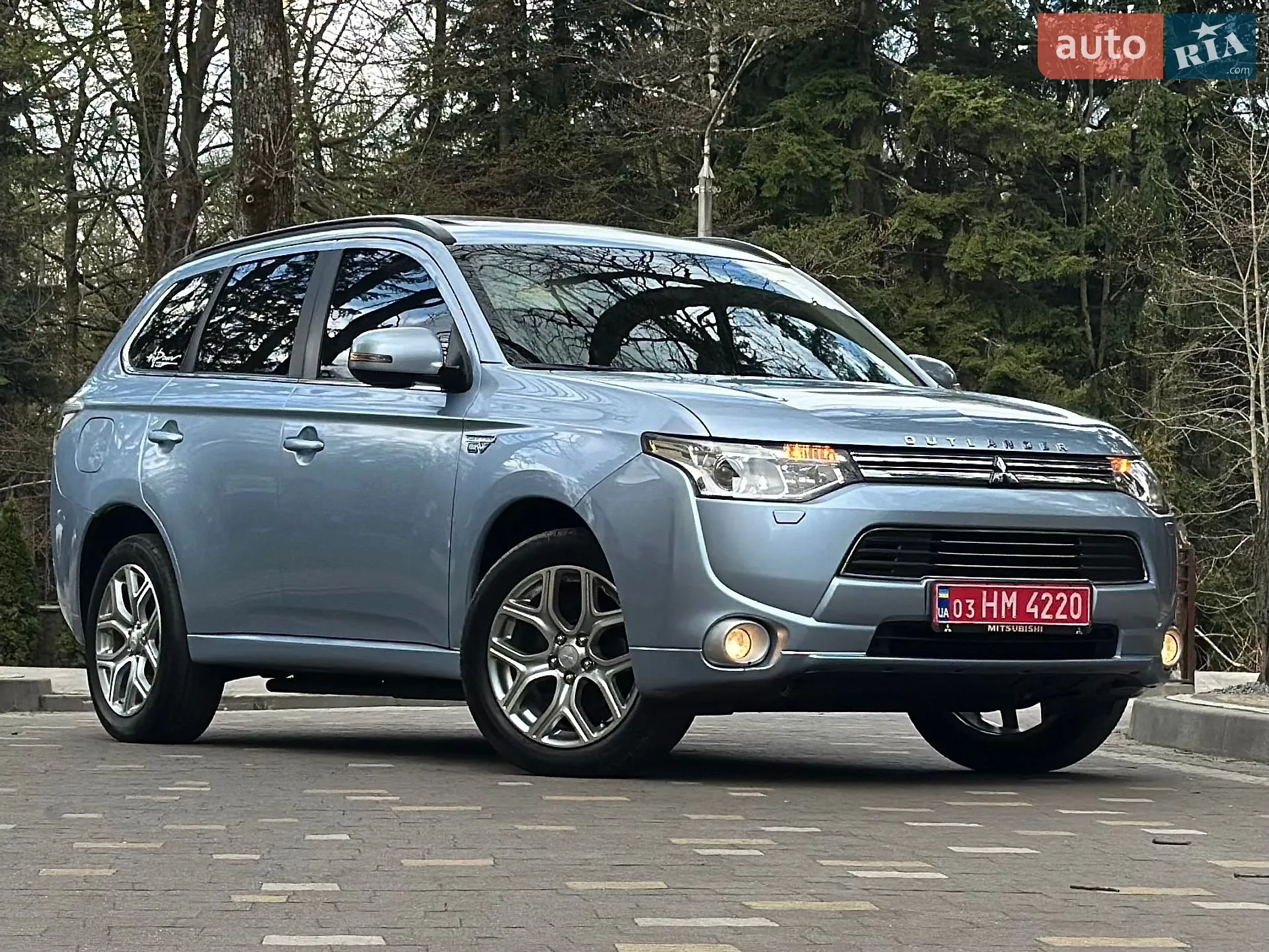 2014 Mitsubishi Outlander - мініатюра 19