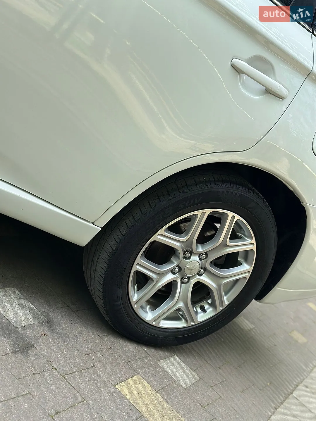 2015 Mitsubishi Outlander - мініатюра 28