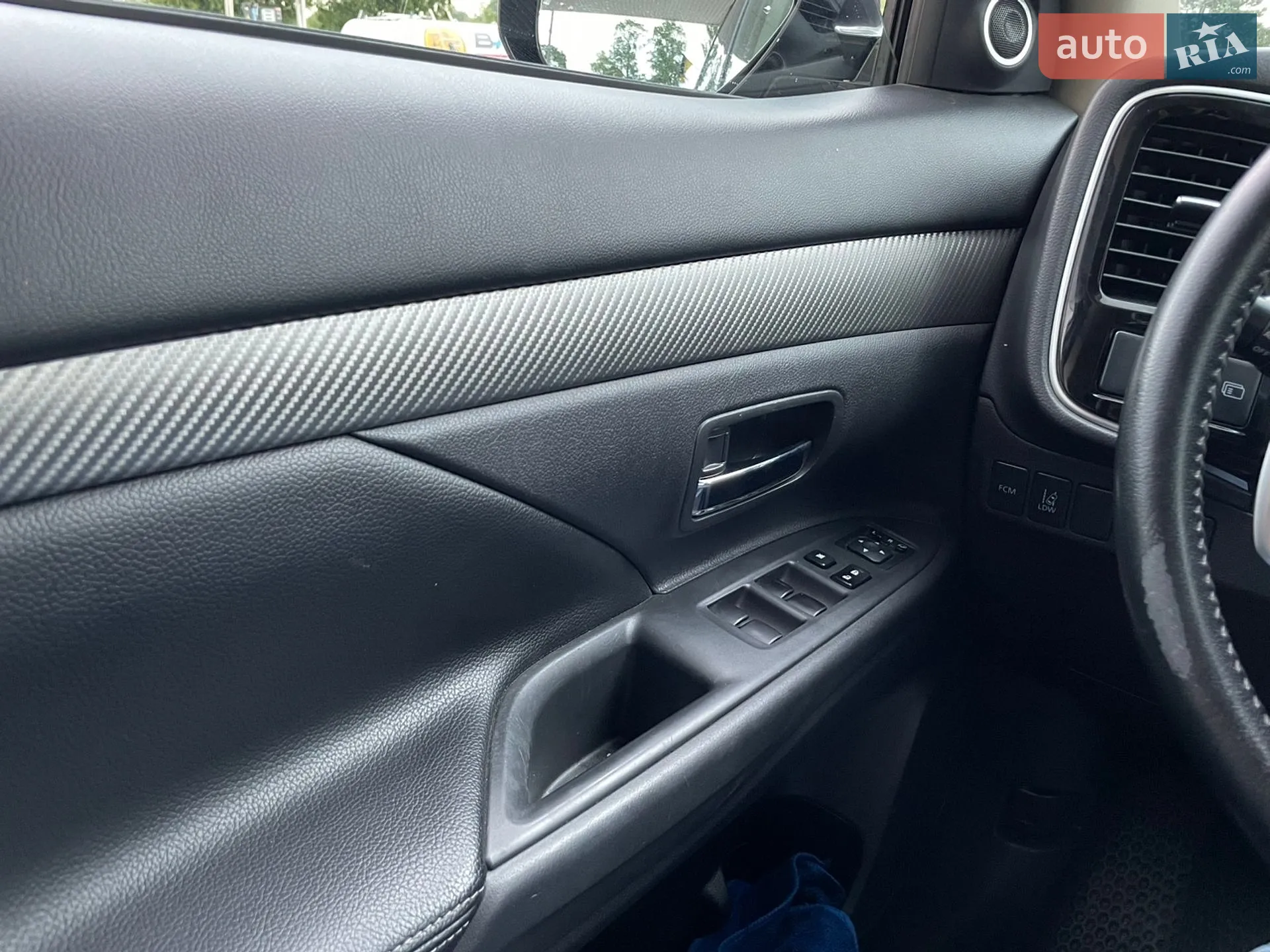2013 Mitsubishi Outlander - мініатюра 22