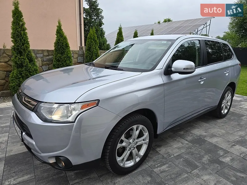 Mitsubishi Outlander