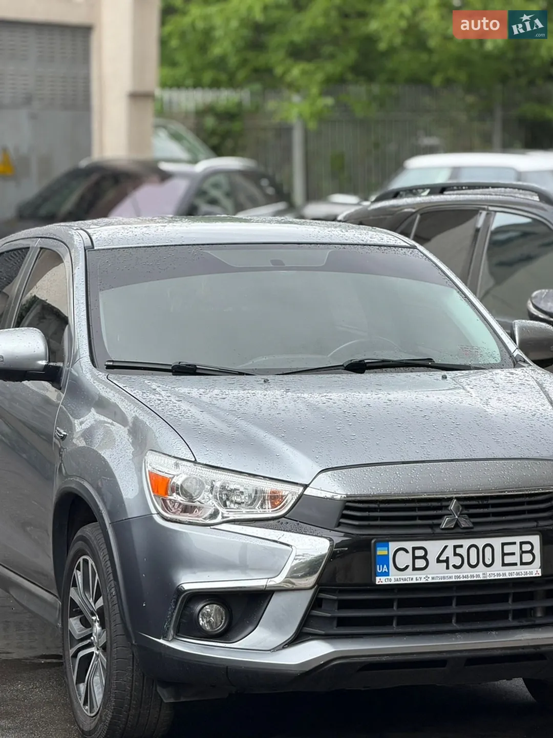 2016 Mitsubishi Outlander - фото 1