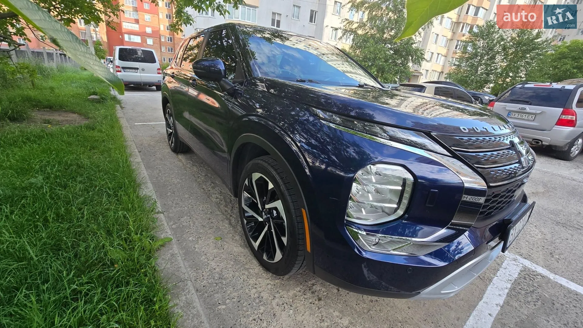 2022 Mitsubishi Outlander - мініатюра 2