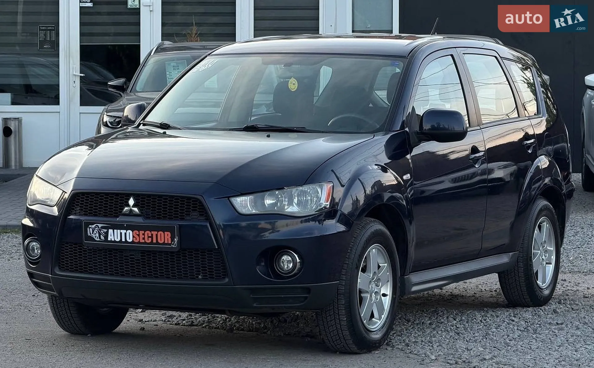 2011 Mitsubishi Outlander - мініатюра 2