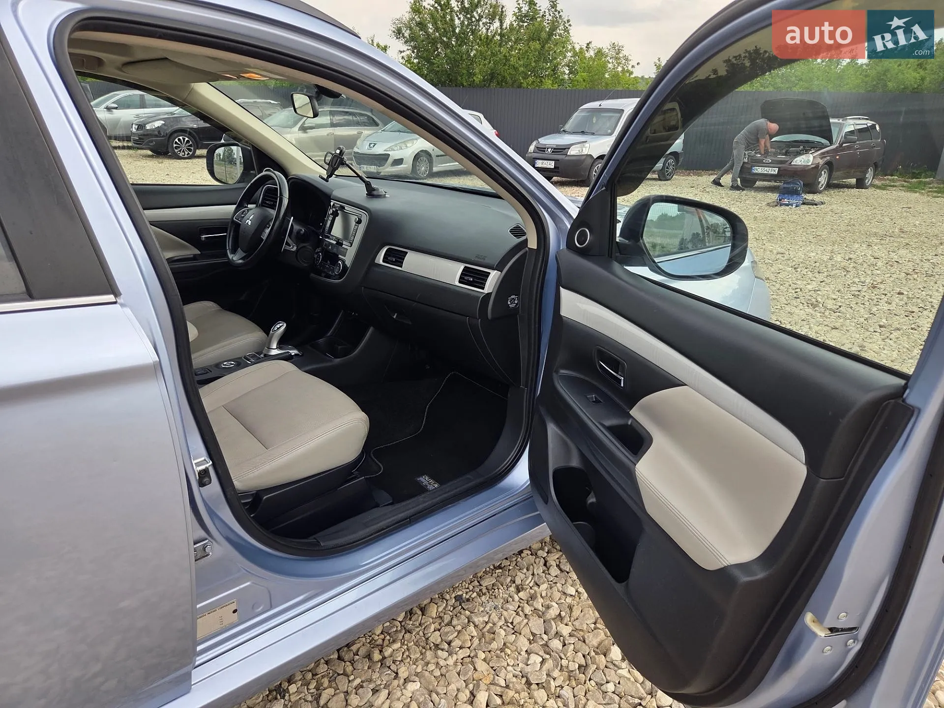 2013 Mitsubishi Outlander - мініатюра 24
