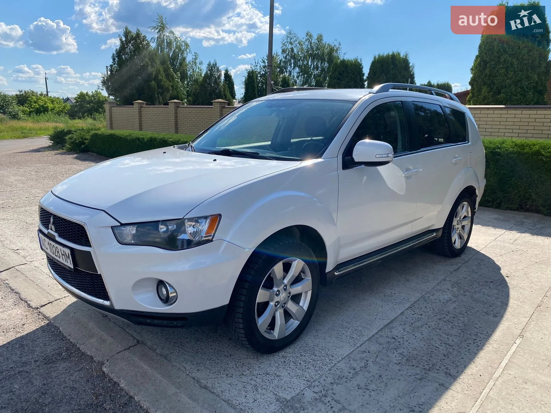 2010 Mitsubishi Outlander - мініатюра 2