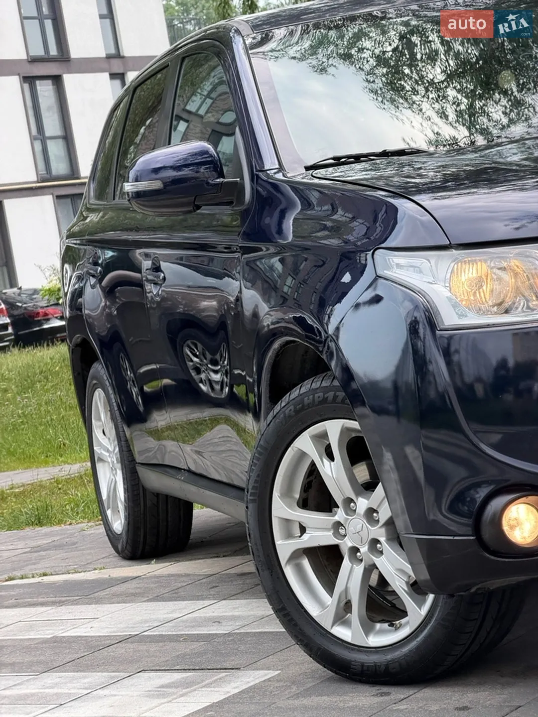 2013 Mitsubishi Outlander - мініатюра 10