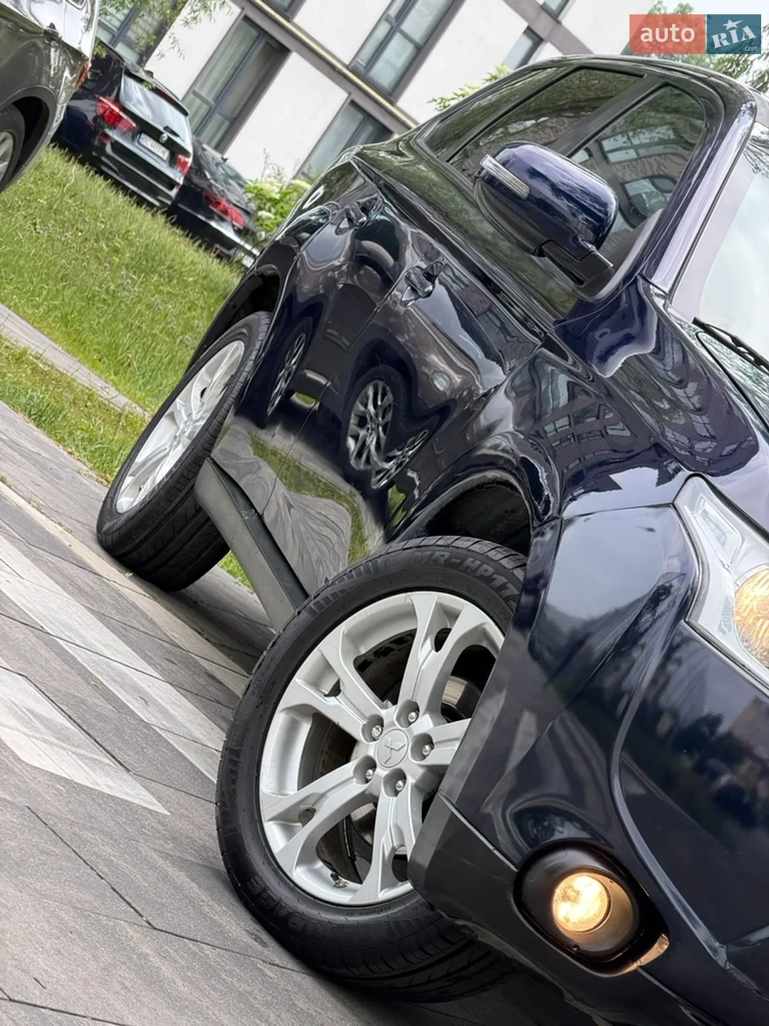 2013 Mitsubishi Outlander - мініатюра 11