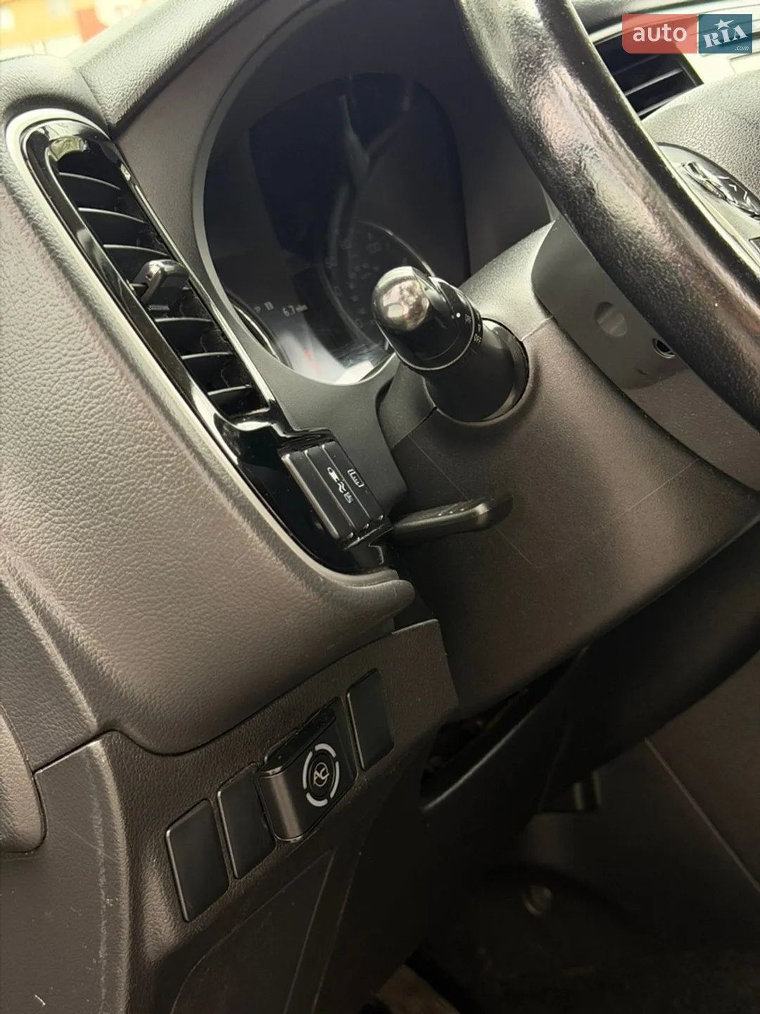 2013 Mitsubishi Outlander - мініатюра 31