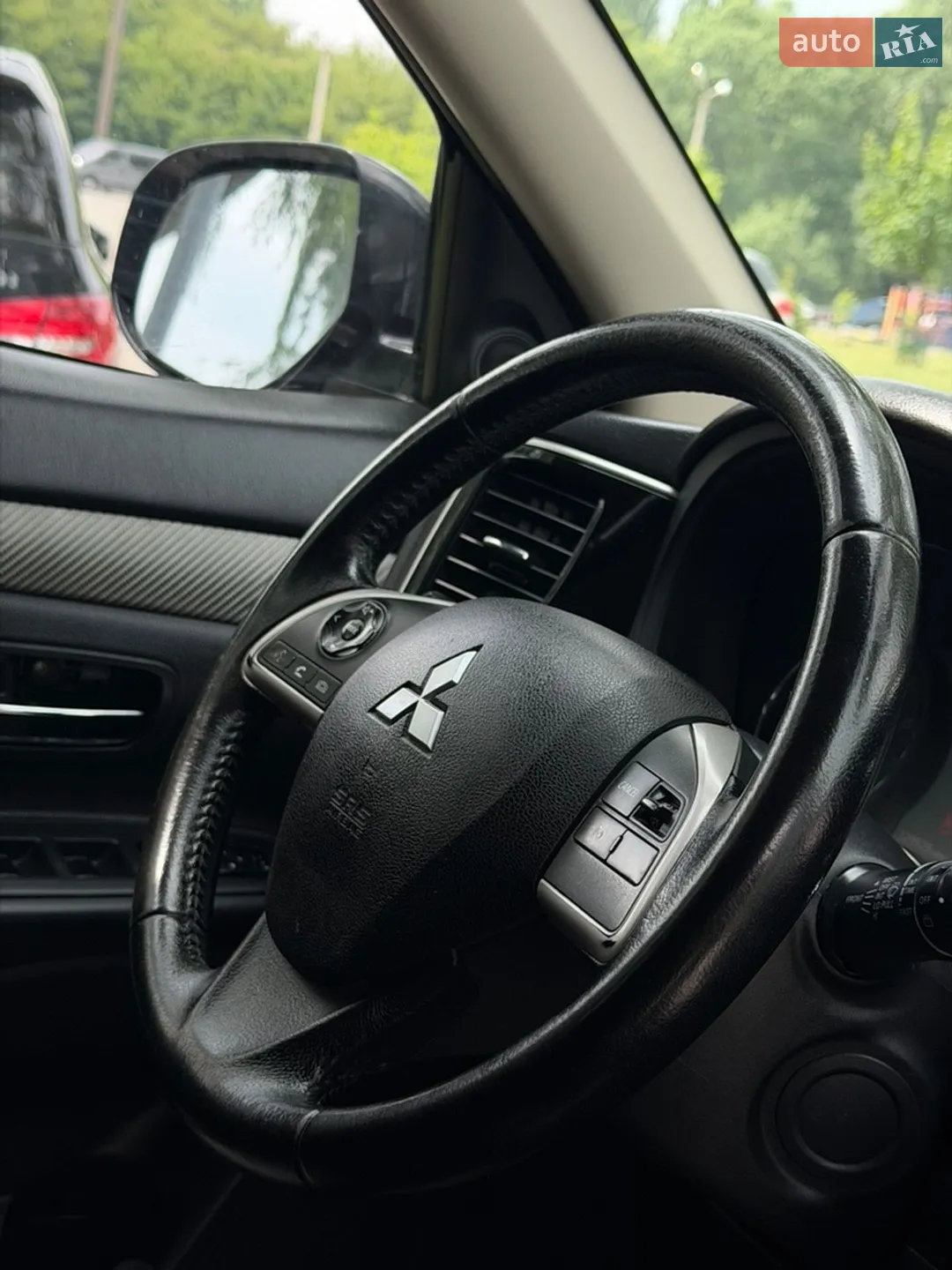 2013 Mitsubishi Outlander - мініатюра 38