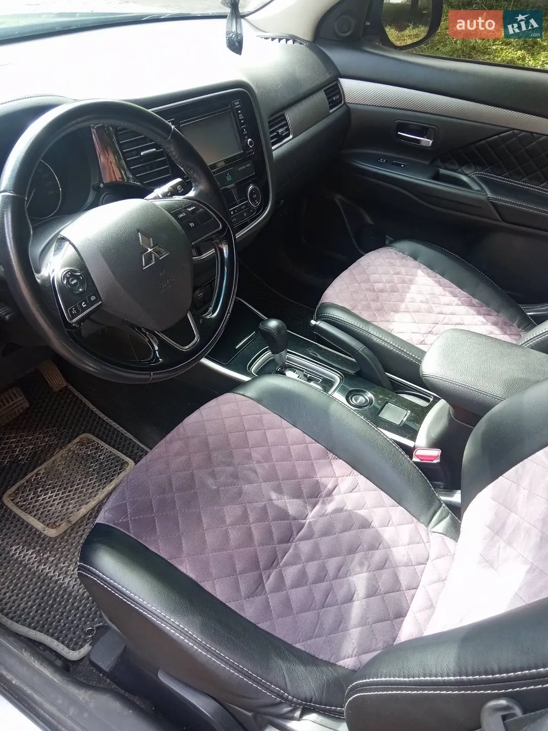 2017 Mitsubishi Outlander - мініатюра 9