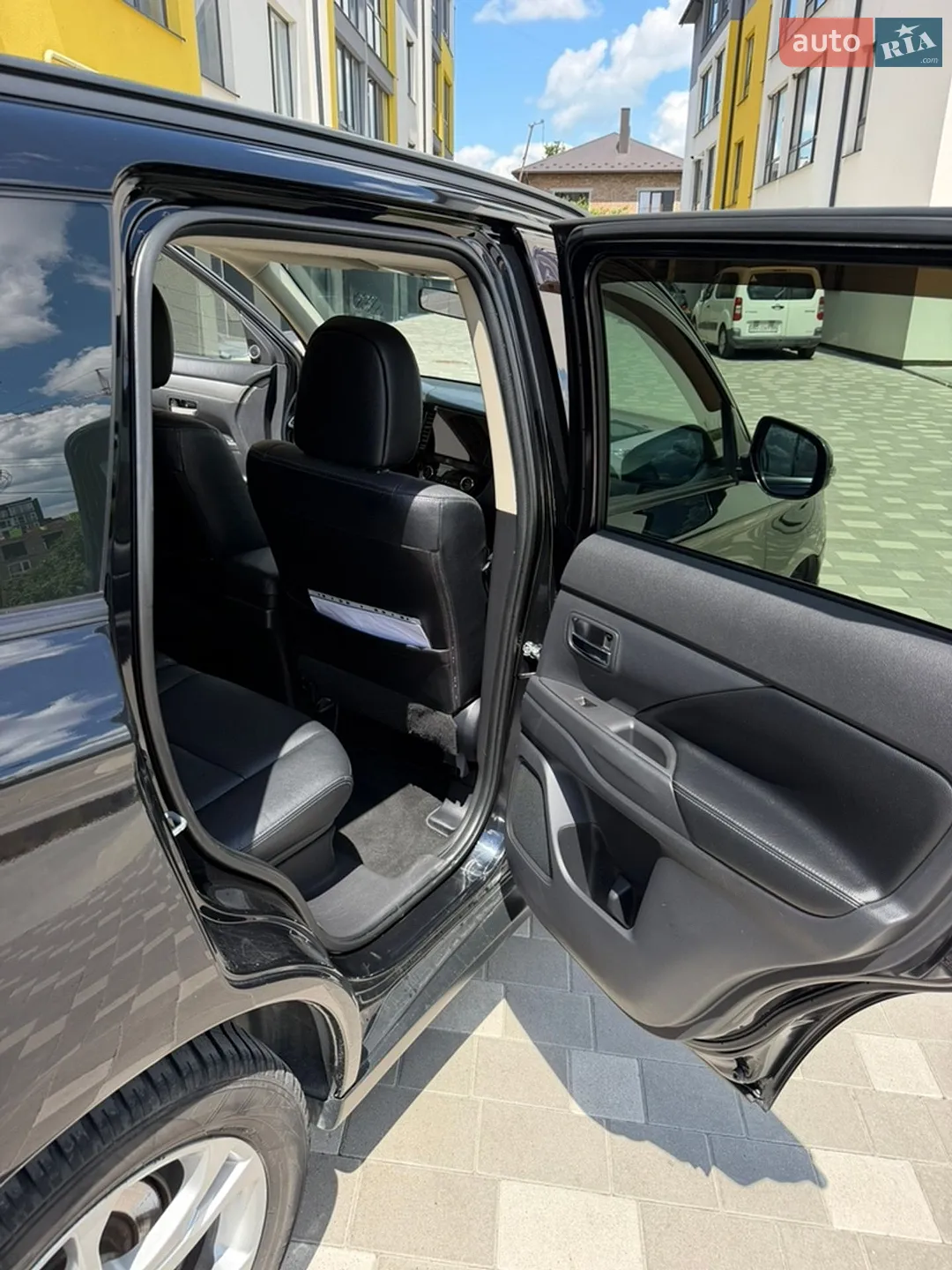 2013 Mitsubishi Outlander - мініатюра 15