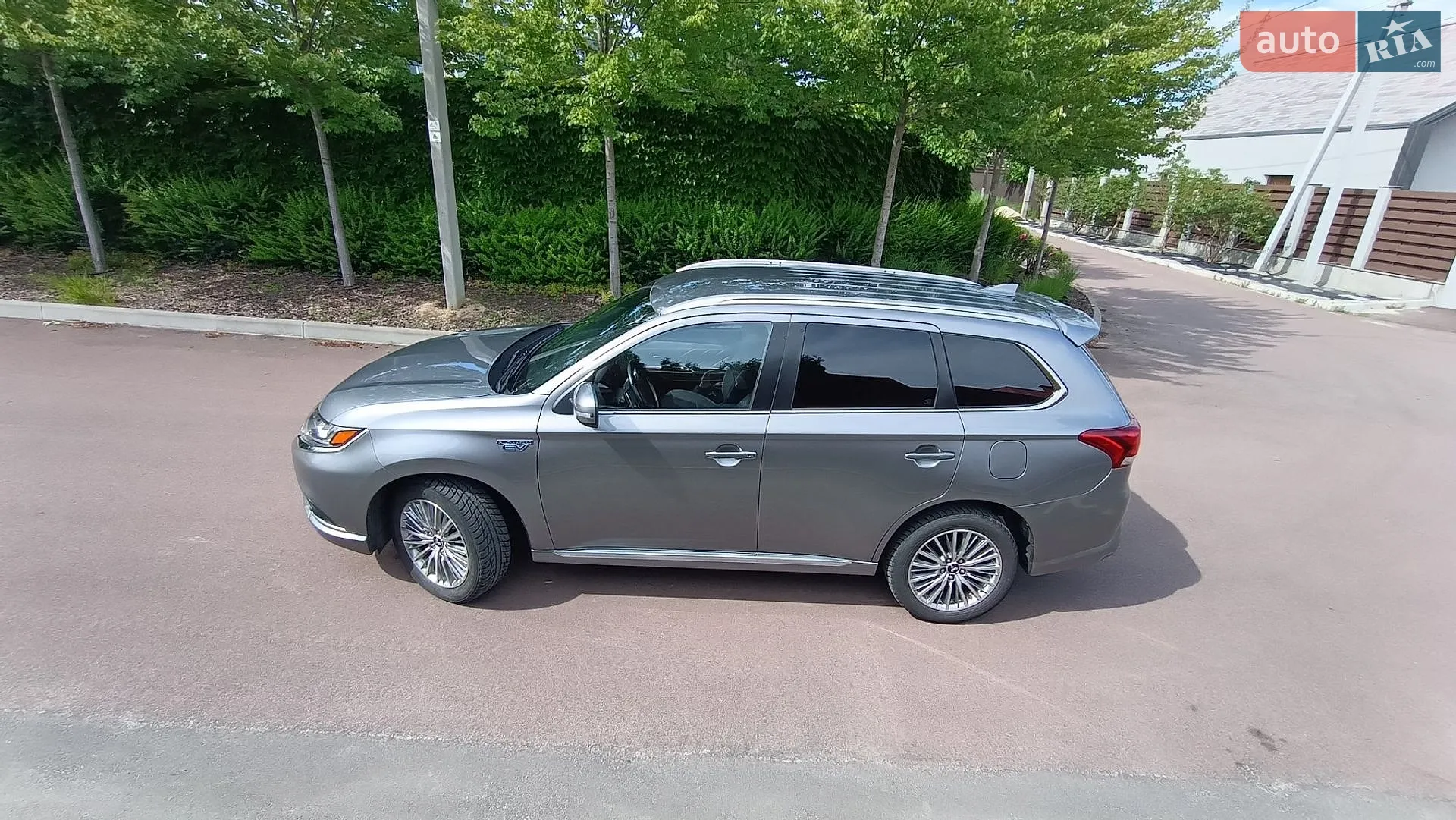 2022 Mitsubishi Outlander - мініатюра 4