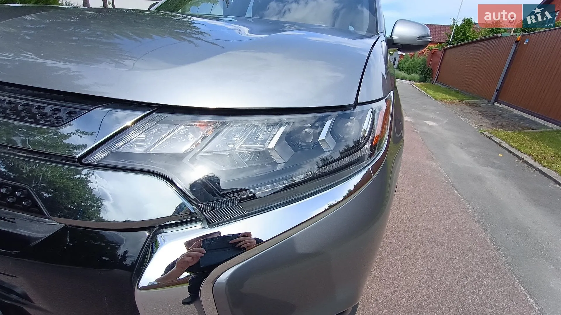 2022 Mitsubishi Outlander - мініатюра 17