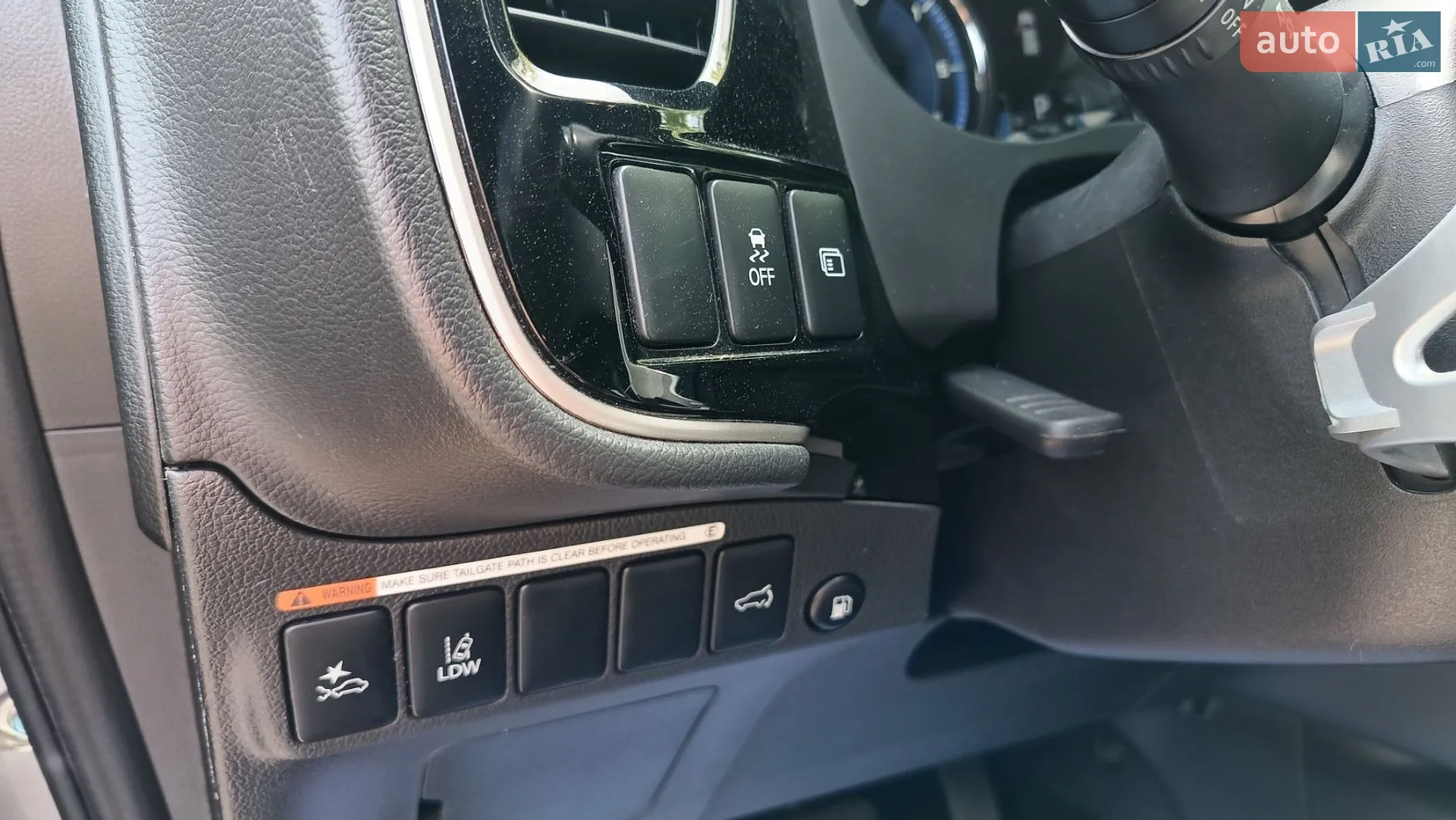 2022 Mitsubishi Outlander - мініатюра 24