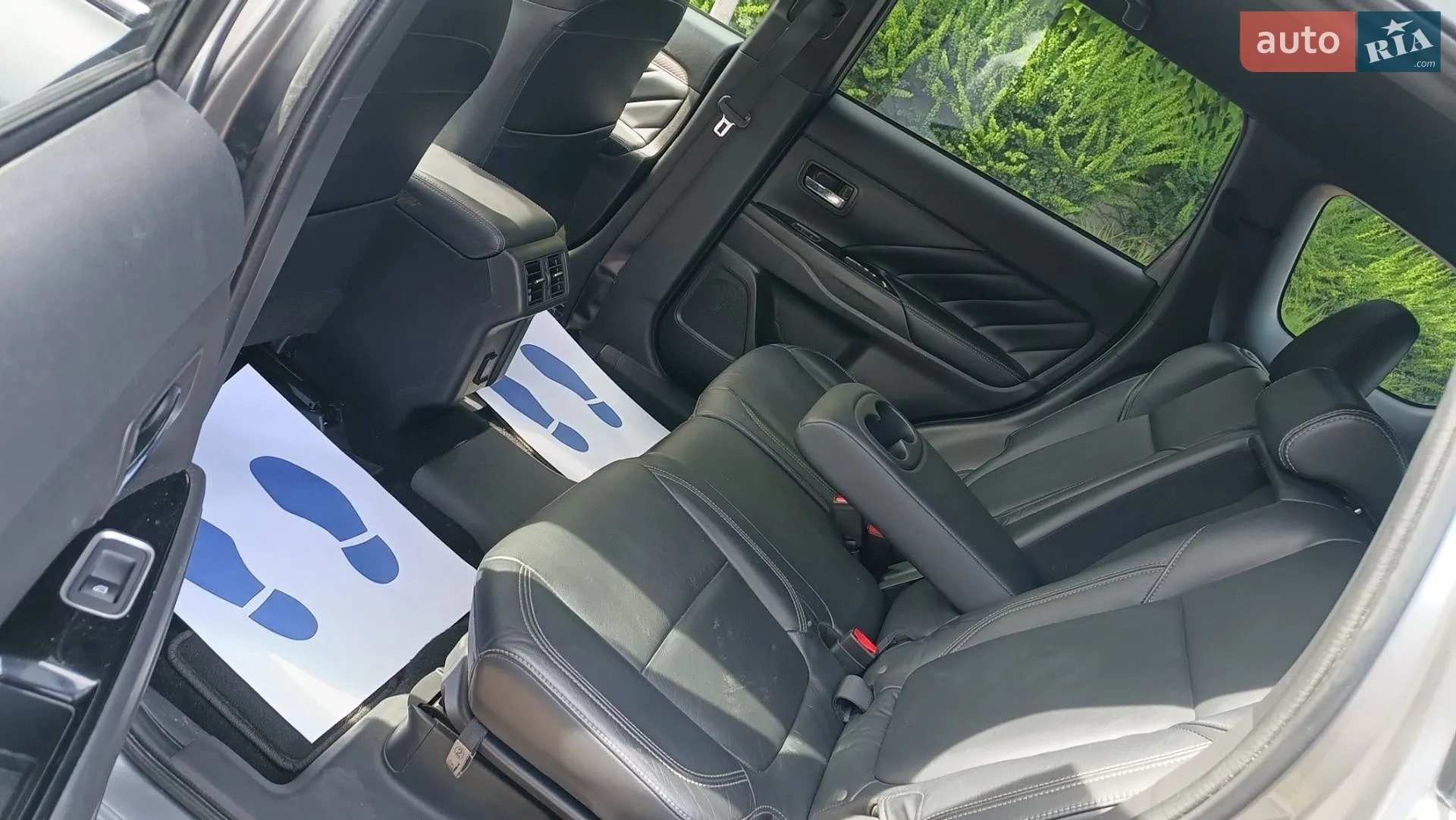 2022 Mitsubishi Outlander - мініатюра 32