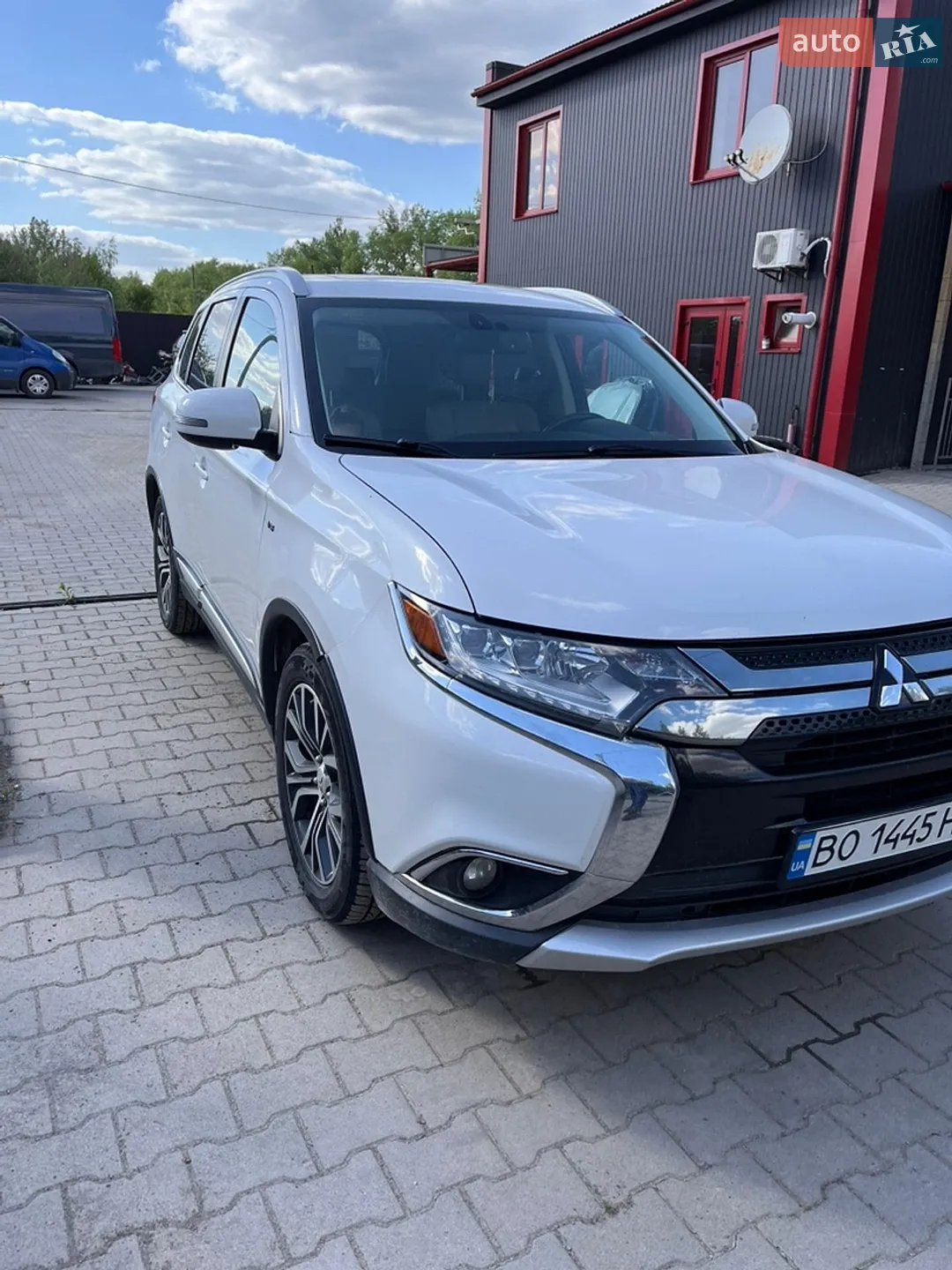 2016 Mitsubishi Outlander - мініатюра 2