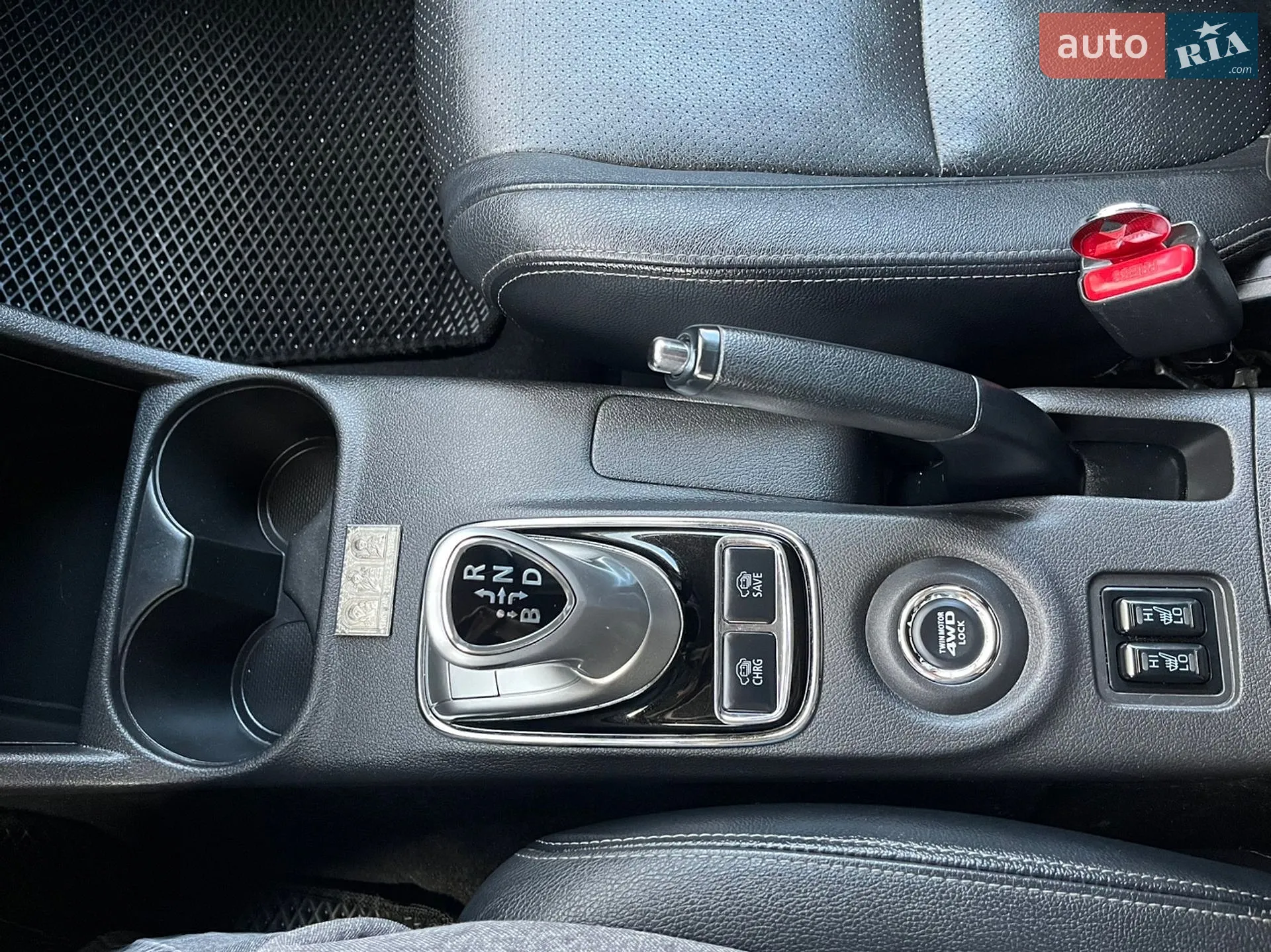 2014 Mitsubishi Outlander - мініатюра 20