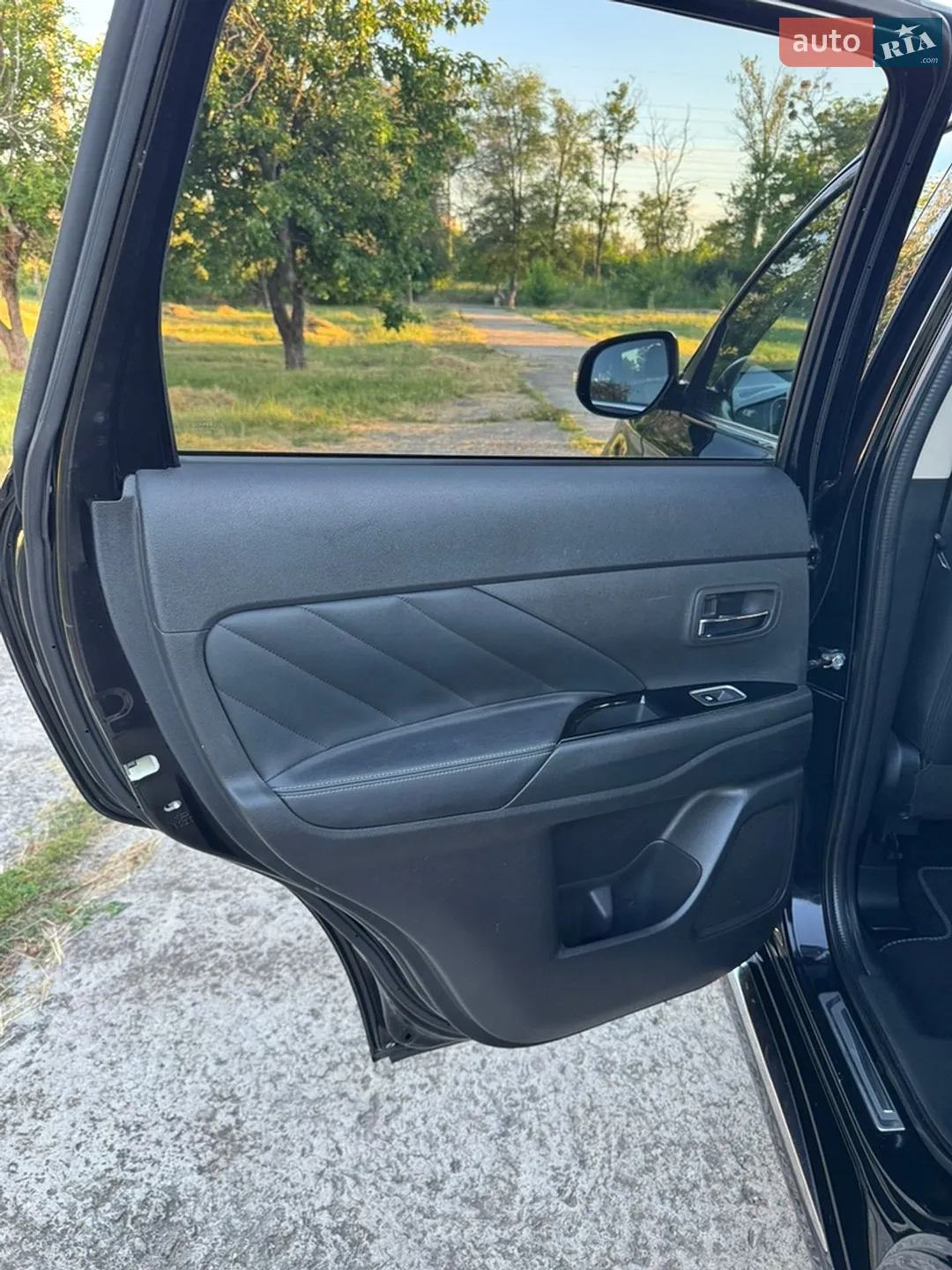 2016 Mitsubishi Outlander - мініатюра 44