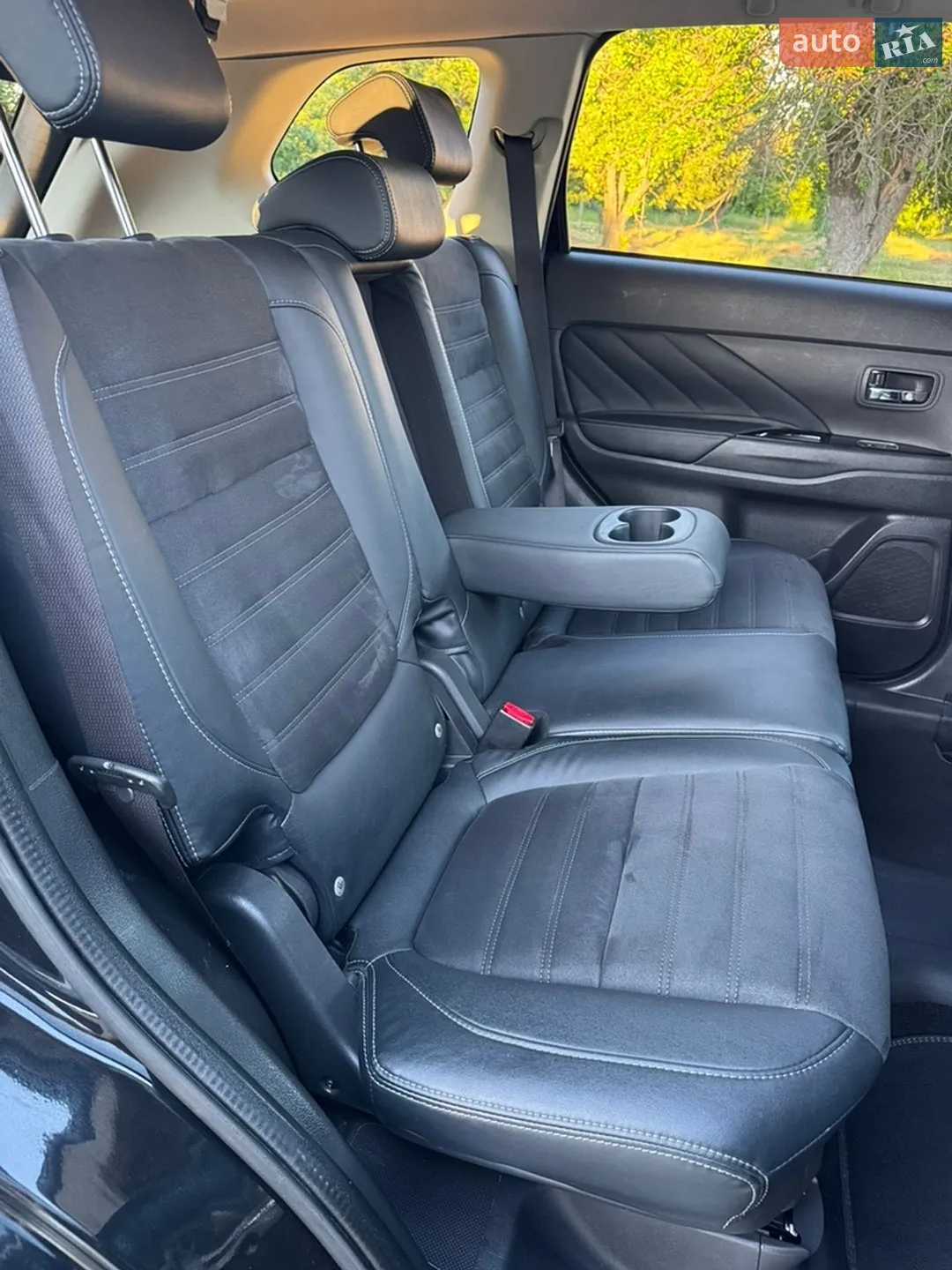 2016 Mitsubishi Outlander - мініатюра 54