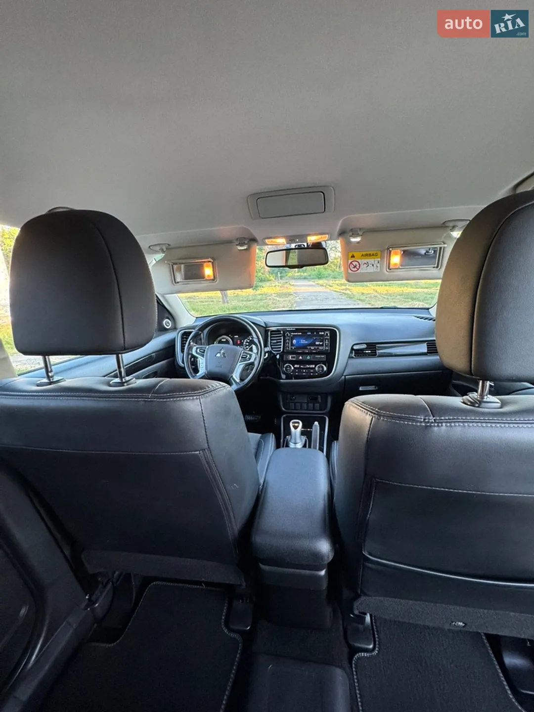 2016 Mitsubishi Outlander - мініатюра 61