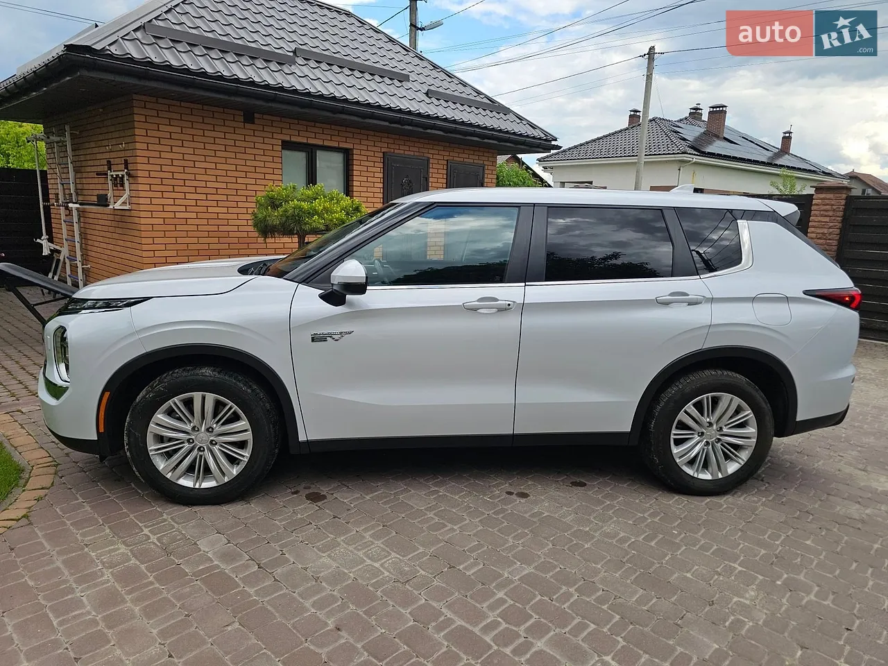 2022 Mitsubishi Outlander - мініатюра 56