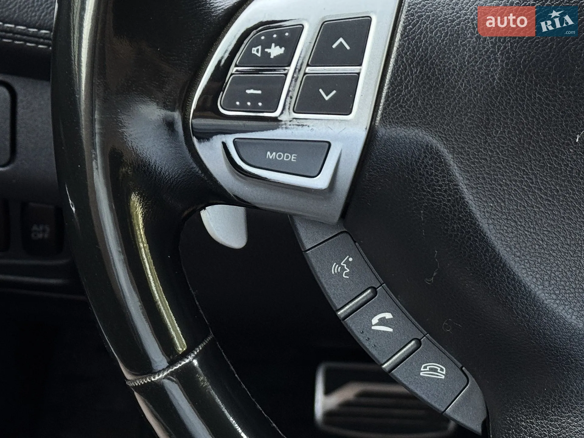 2010 Mitsubishi Outlander - мініатюра 19