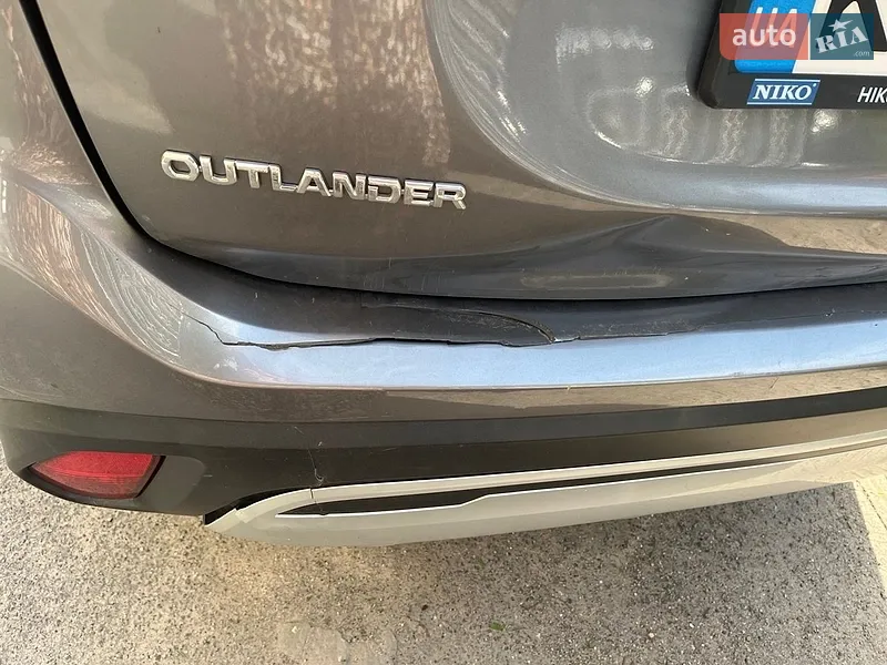 Mitsubishi Outlander