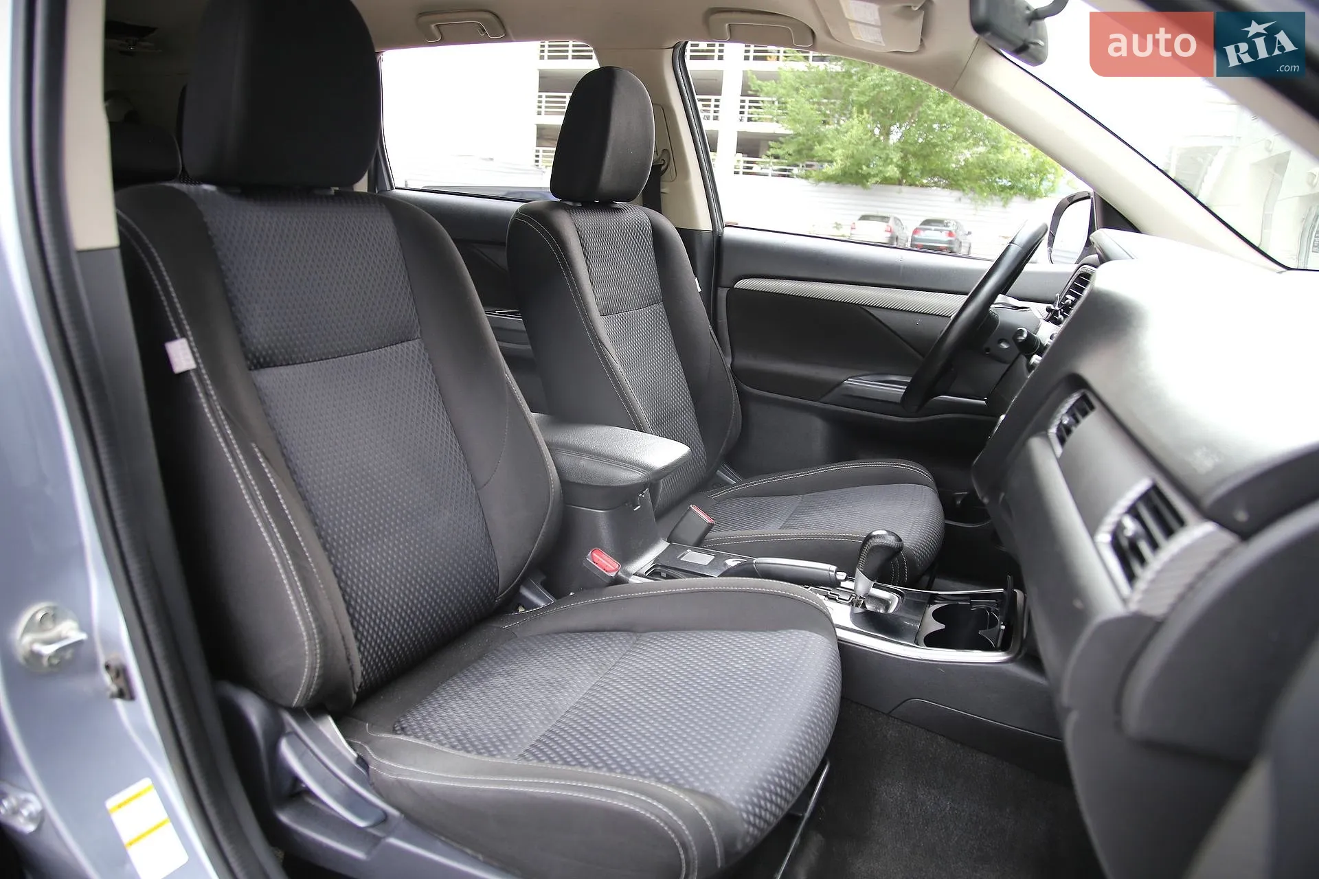 2017 Mitsubishi Outlander - мініатюра 11