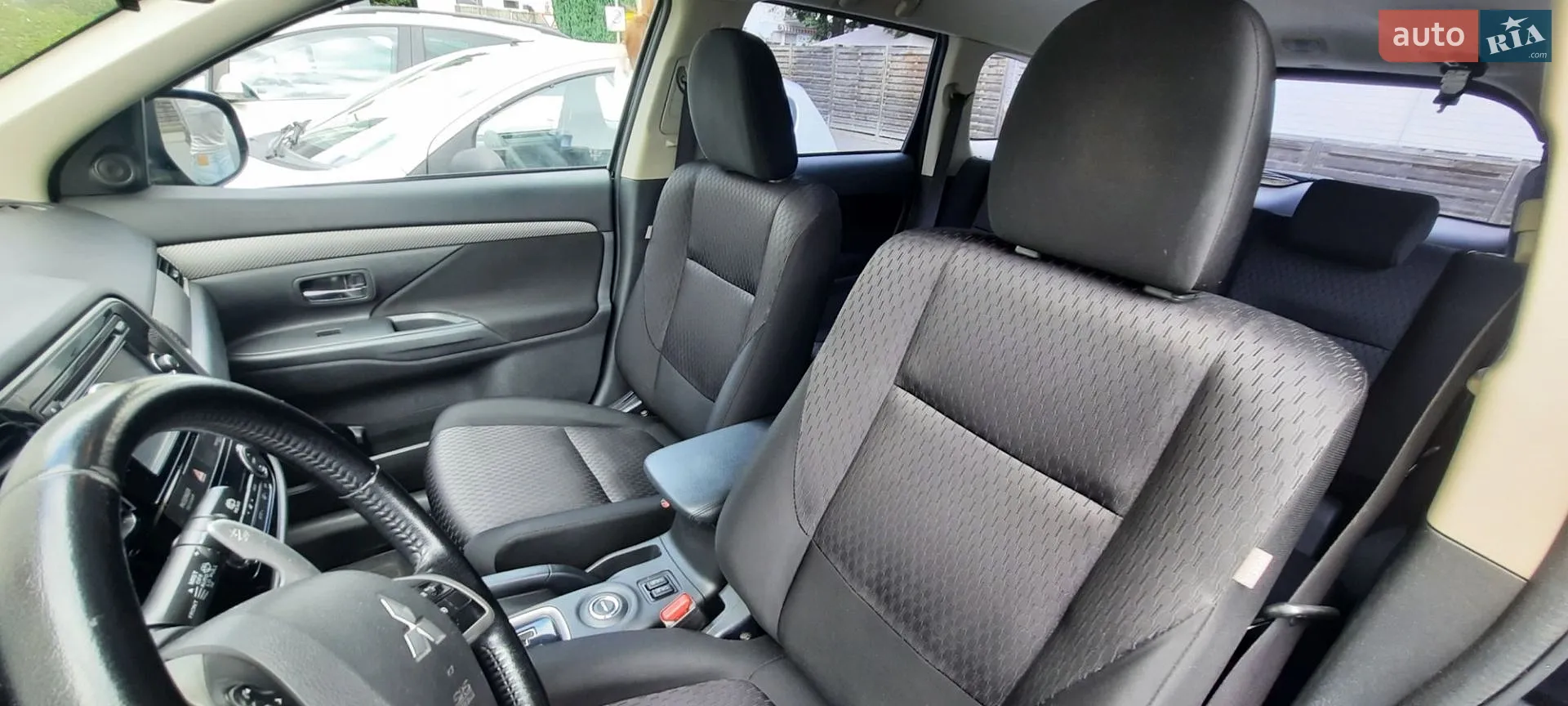 2013 Mitsubishi Outlander - мініатюра 15