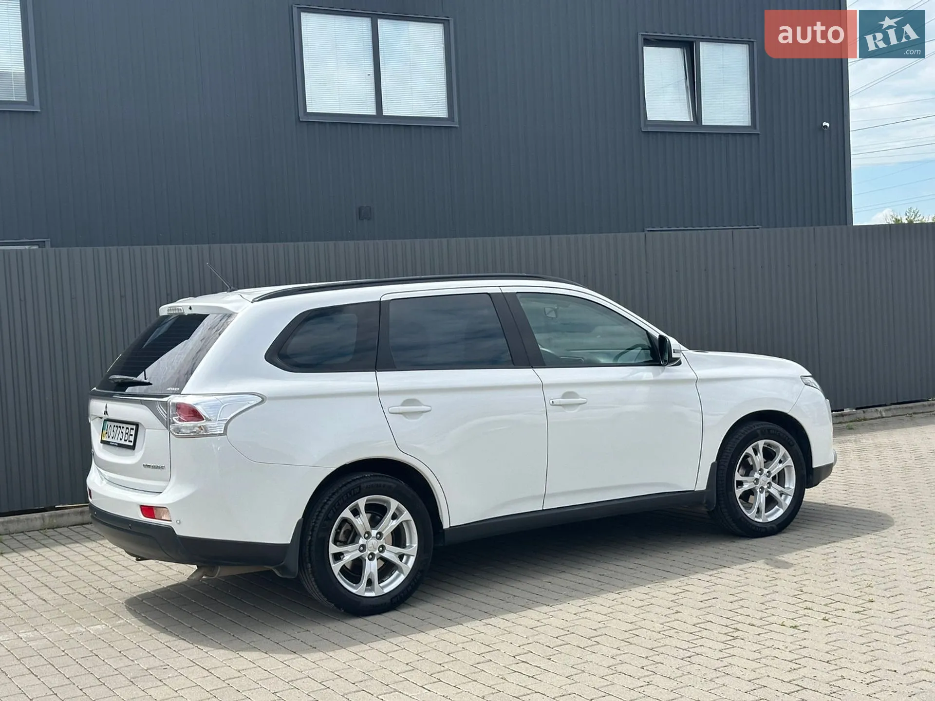 2013 Mitsubishi Outlander - мініатюра 11
